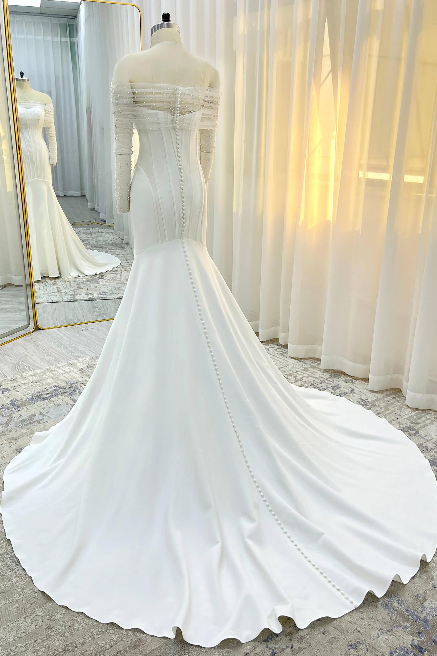 Trumpet-Mermaid Court Train Stretch Satin Wedding Dress CW3332 - COCOMELODY