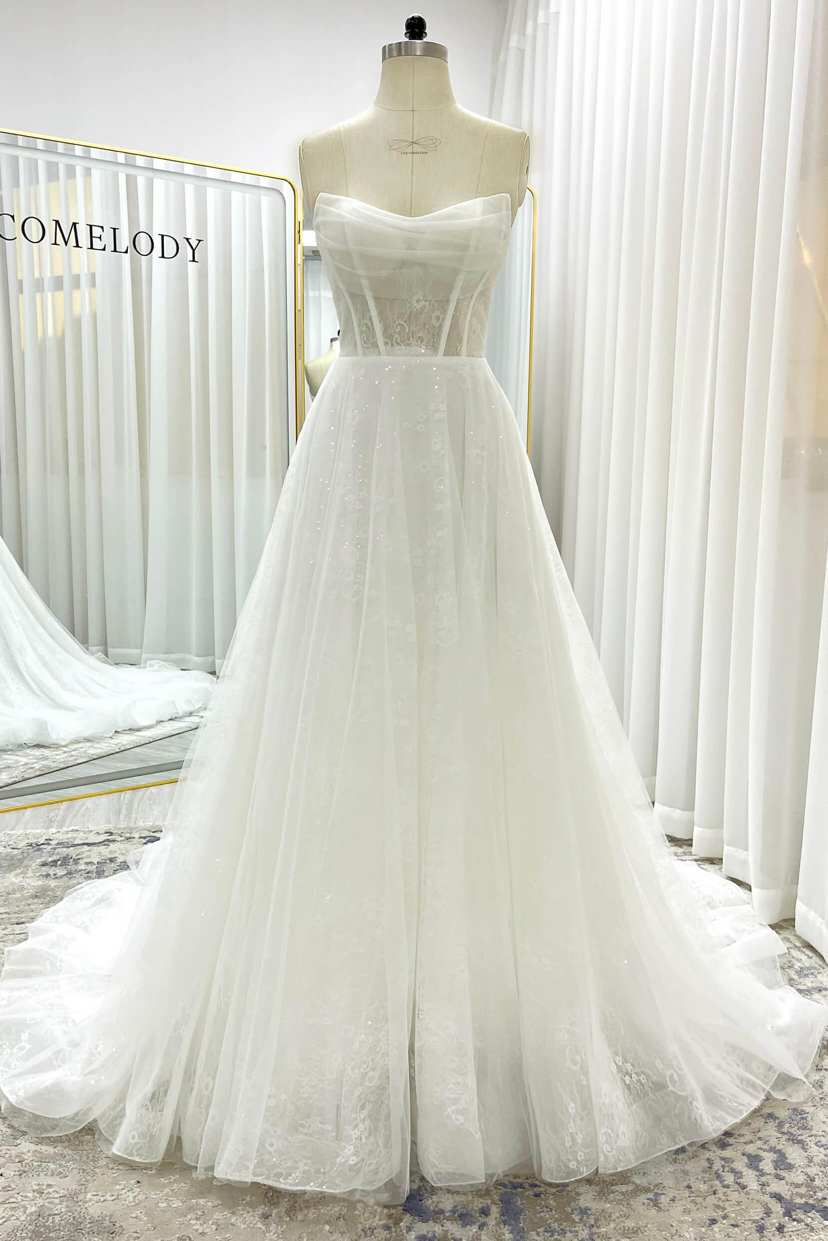 A-Line Court Train Lace Tulle Wedding Dress CW3337 - COCOMELODY