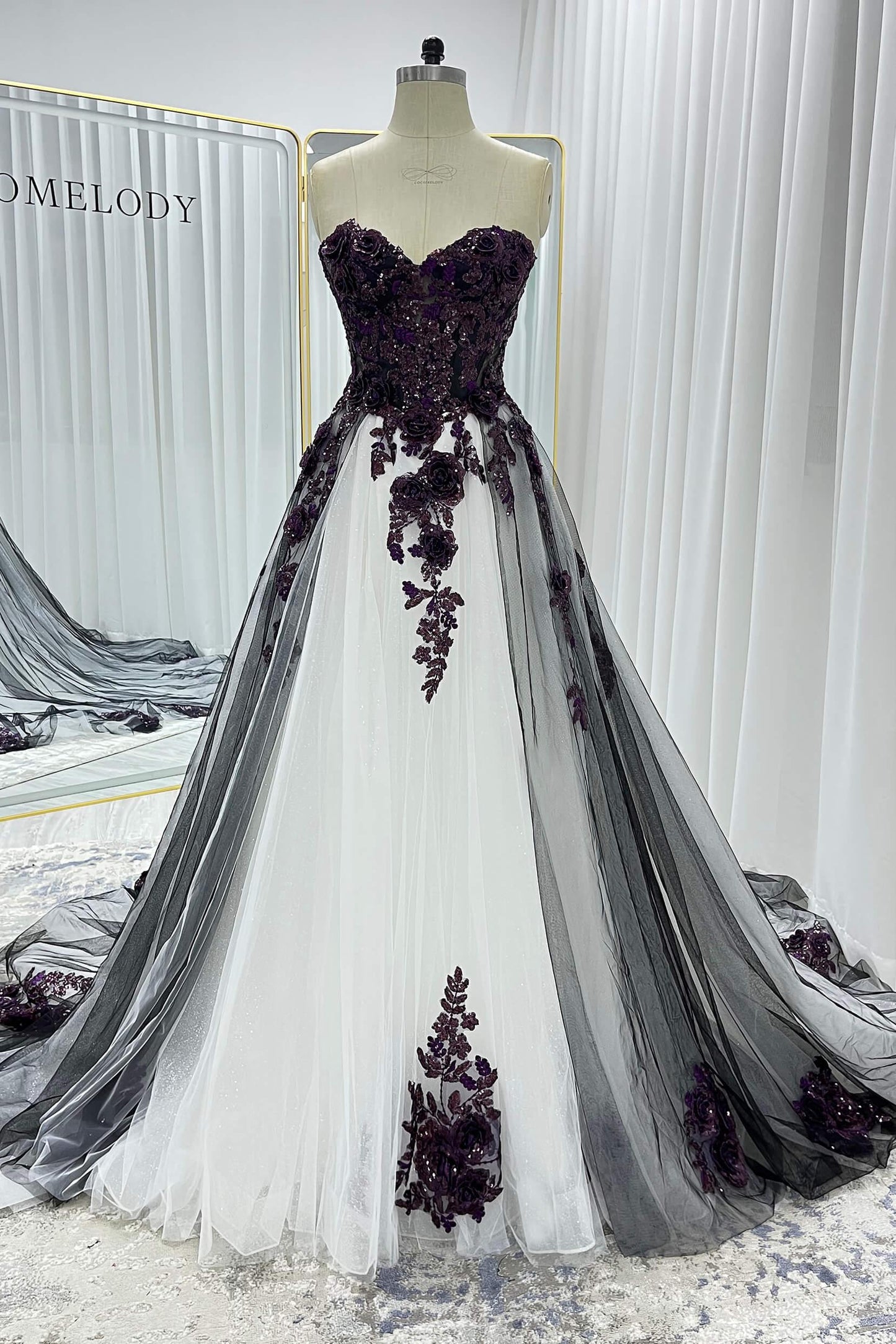 A-Line Court Train Lace Tulle Wedding Dress CW3345 - COCOMELODY