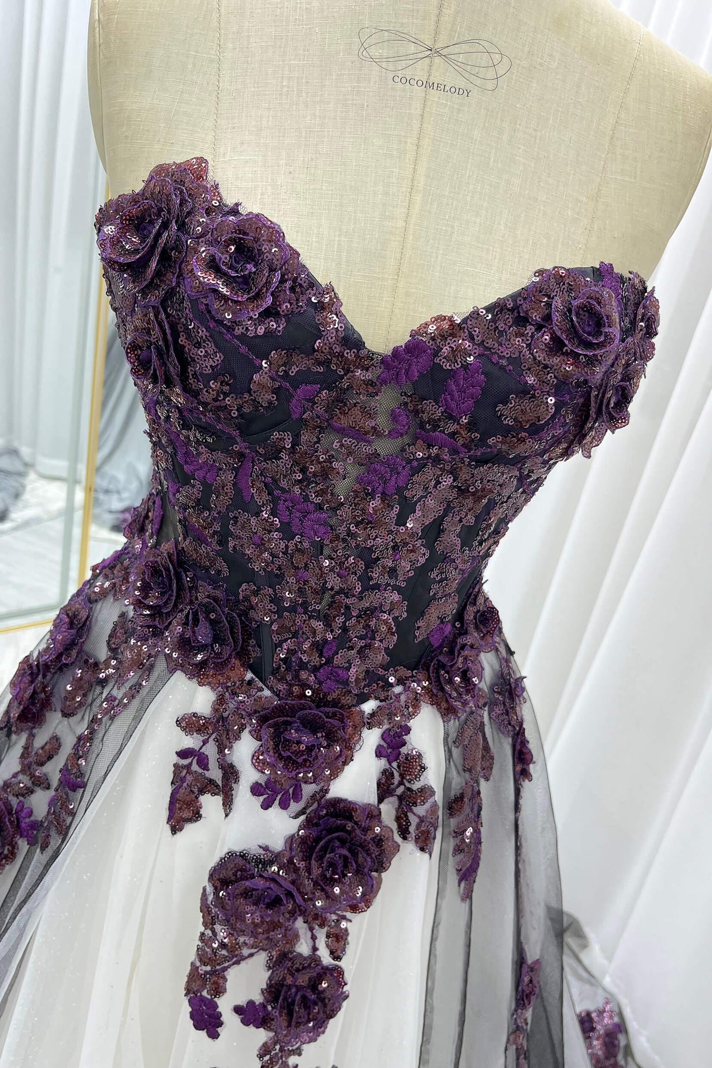 A-Line Court Train Lace Tulle Wedding Dress CW3345 - COCOMELODY