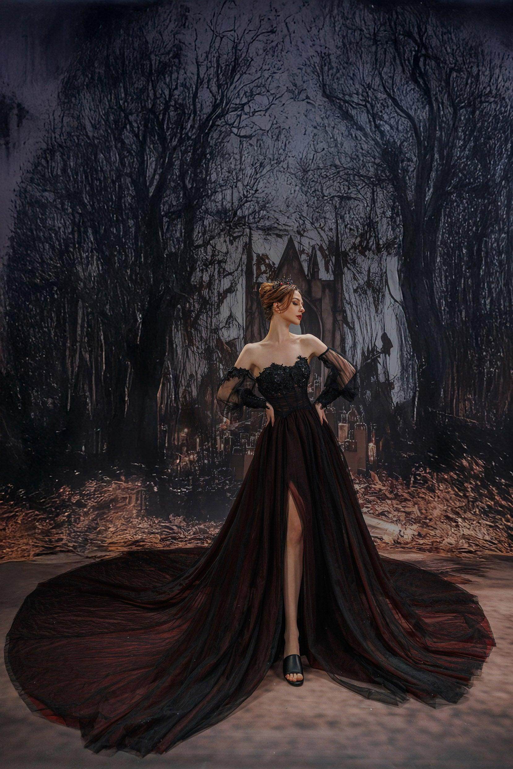 COCOMELODY Black Wedding Dress Sweetheart Neckline with Sleeves CW3353, 45 Days / Black / US8-UK10-EUR38 COCOMELODY Black Wedding Dress Sweetheart Neckline with Sleeves CW3353, 45 Days / Black / US8-UK10-EUR38