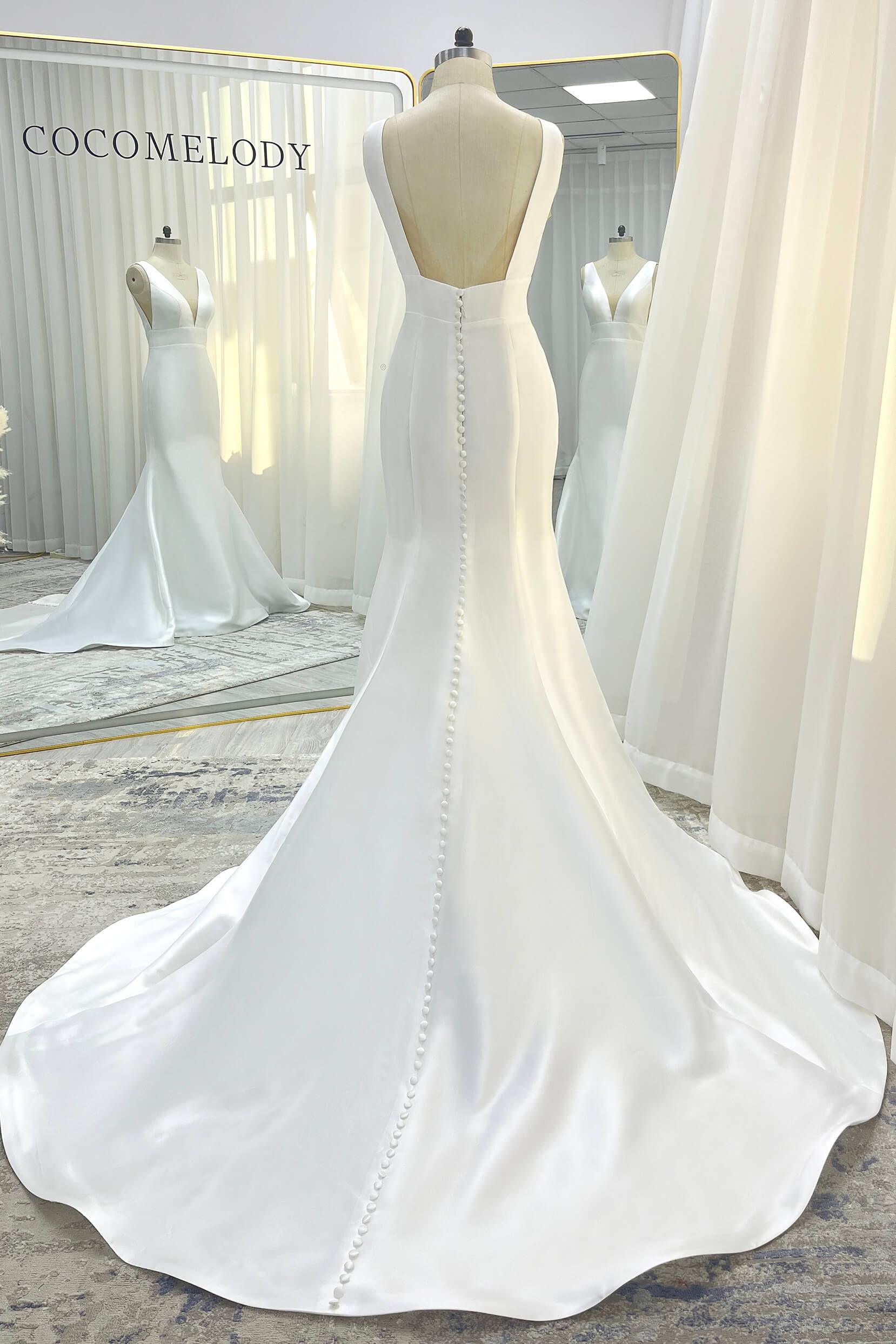 Trumpet-Mermaid Court Train Mikado Wedding Dress CW3356 - COCOMELODY