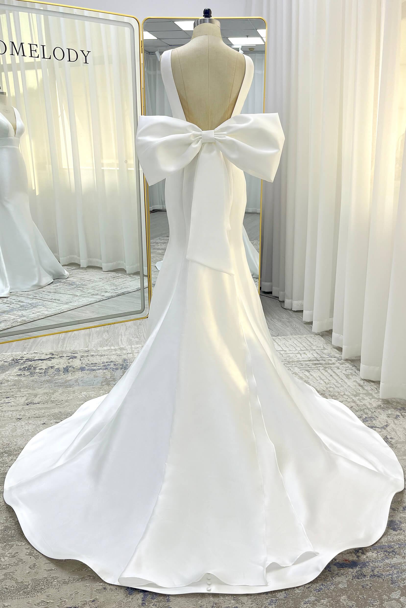 Trumpet-Mermaid Court Train Mikado Wedding Dress CW3356 - COCOMELODY