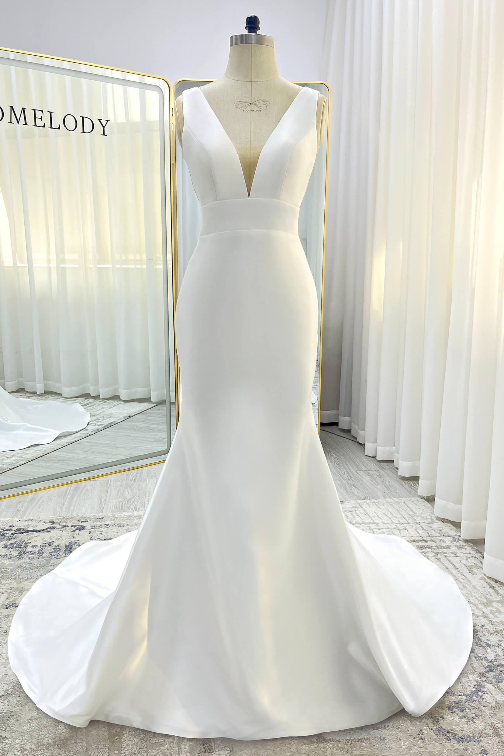 Trumpet-Mermaid Court Train Mikado Wedding Dress CW3356 - COCOMELODY