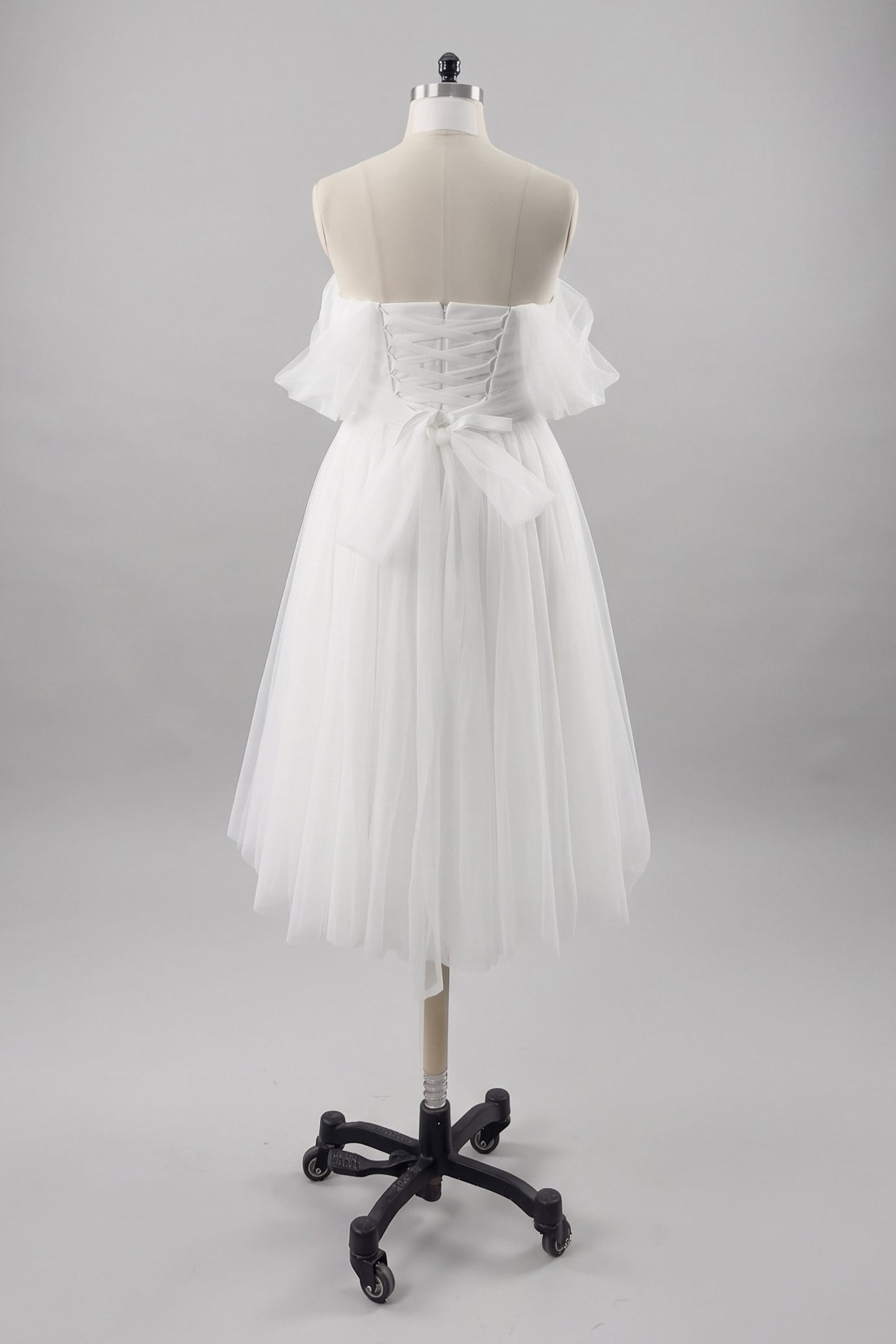 Off-The-Shoulder Sleeveless Tulle Little White Dress CW3387