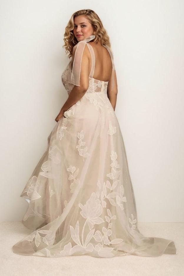 A-Line Sweep-Brush Train Lace Tulle Wedding Dress CW3472 - COCOMELODY