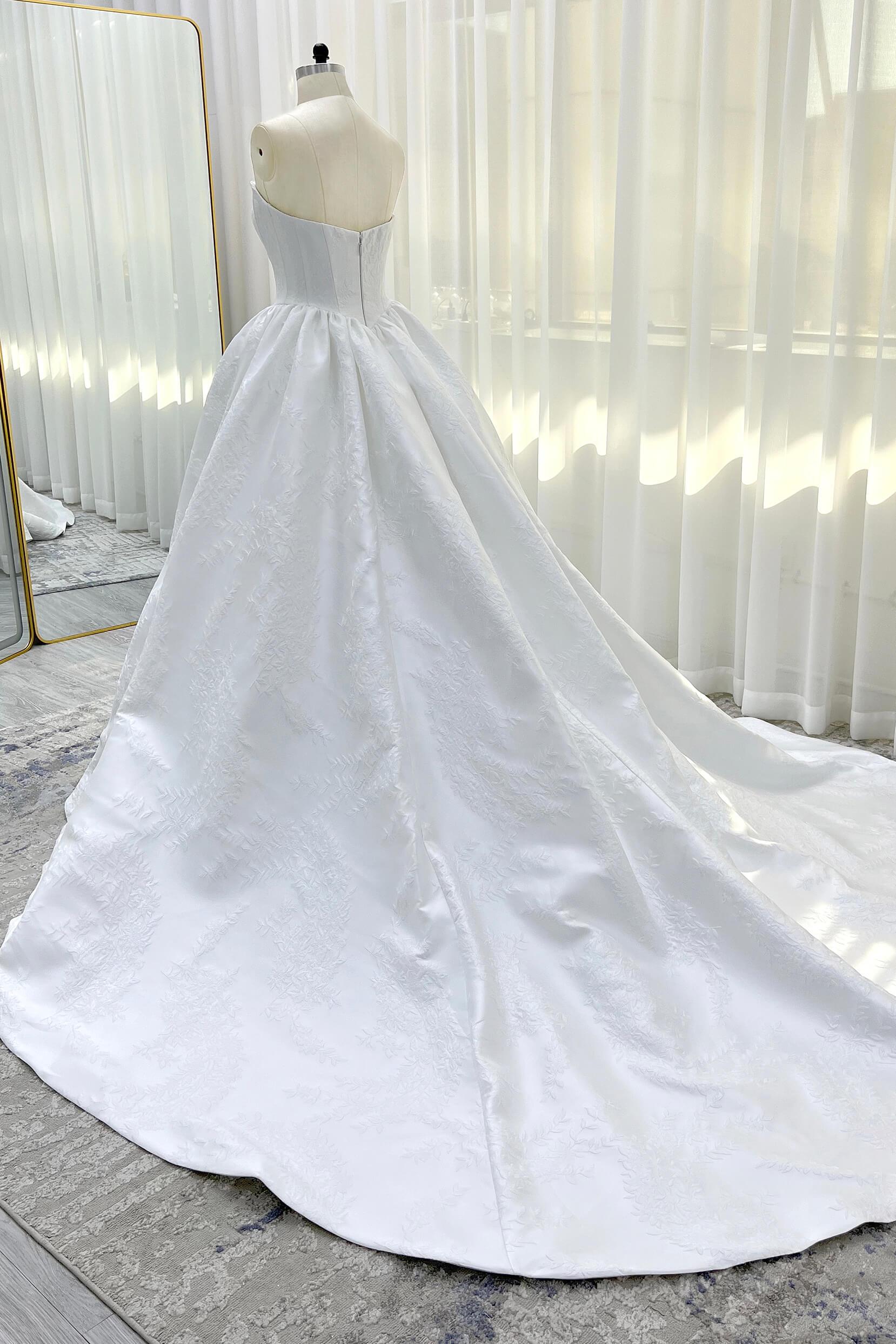Ball Gown Court Train Jacquard Satin Wedding Dress CW3533 - COCOMELODY