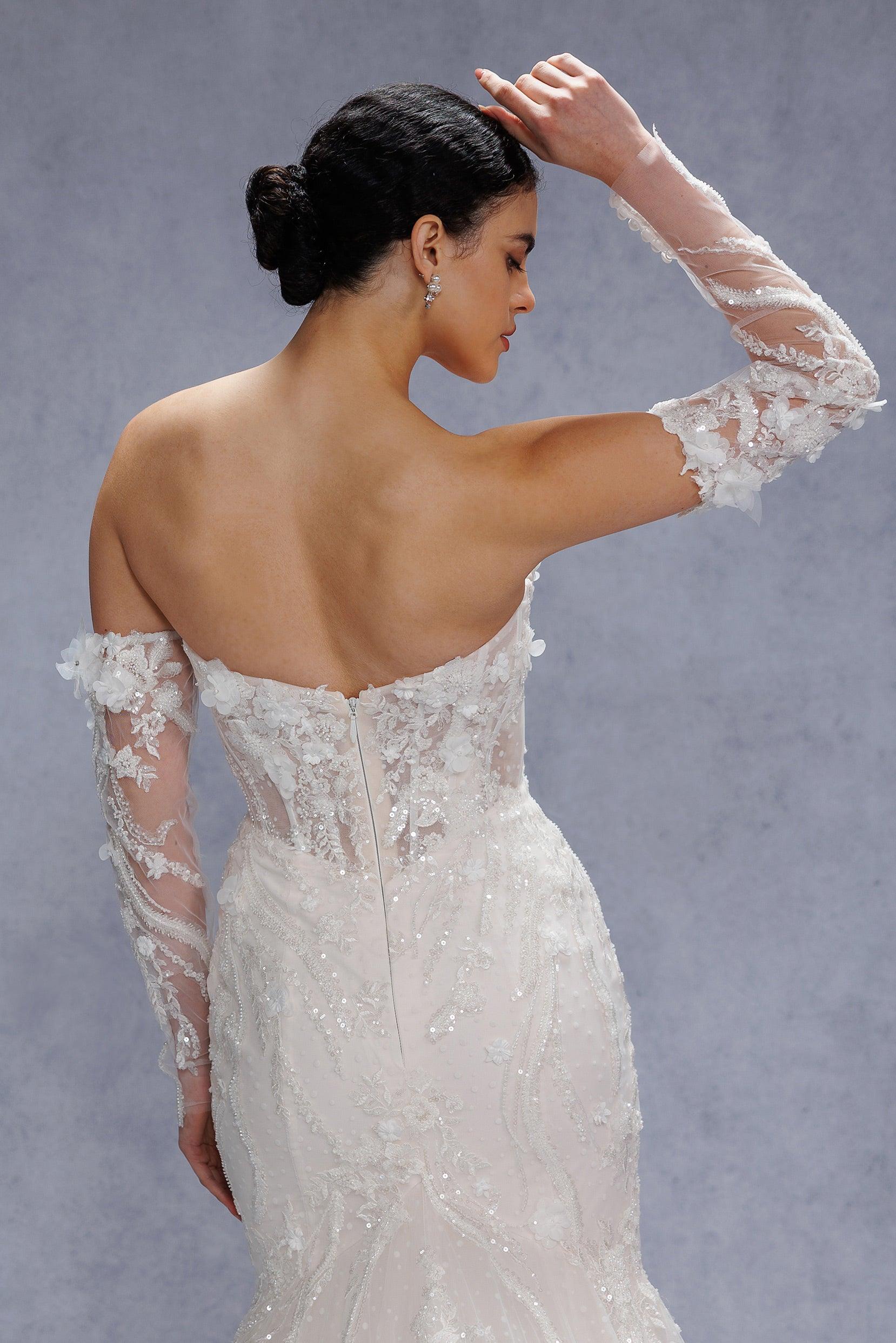 Trumpet-Mermaid Court Train Lace Tulle Wedding Dress CW3536 - COCOMELODY