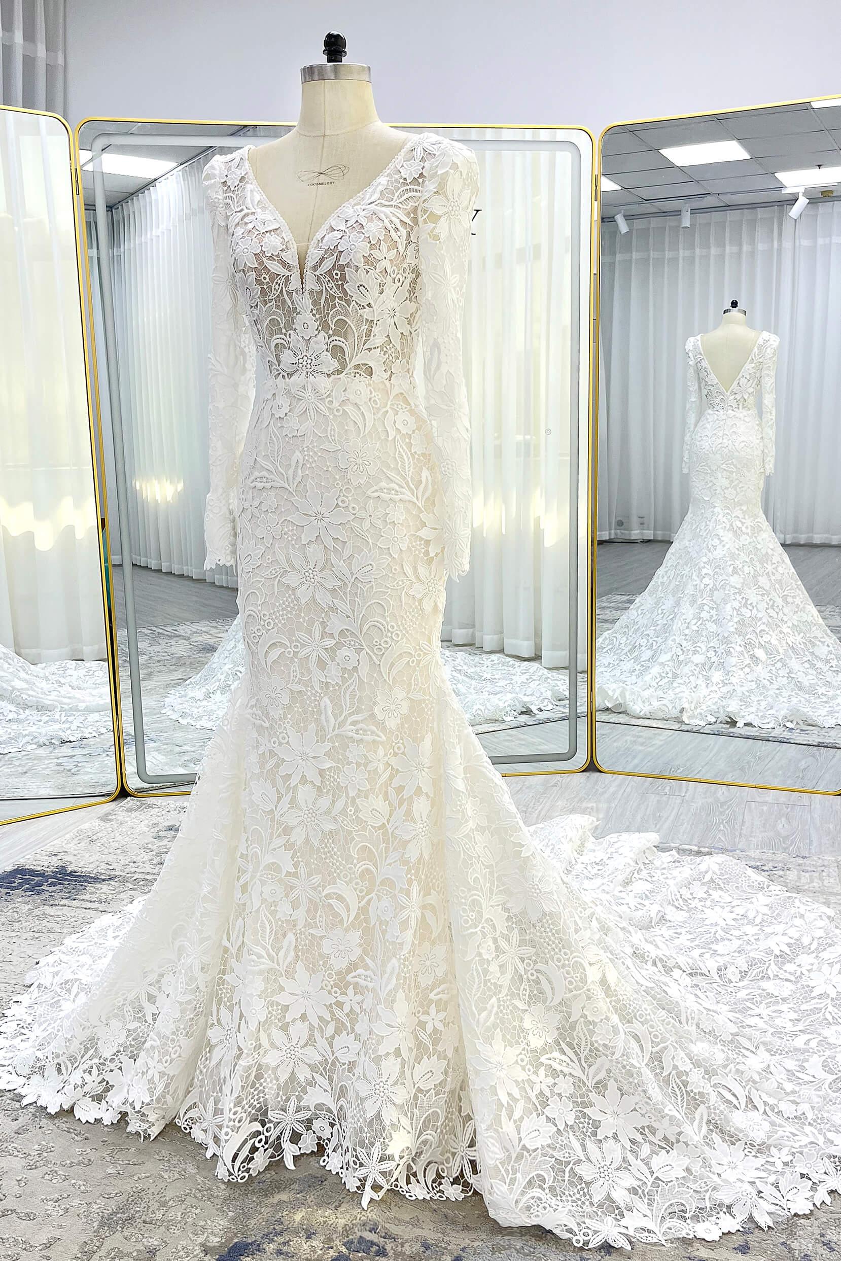 Trumpet-Mermaid Court Train Lace Tulle Wedding Dress CW3540 - COCOMELODY