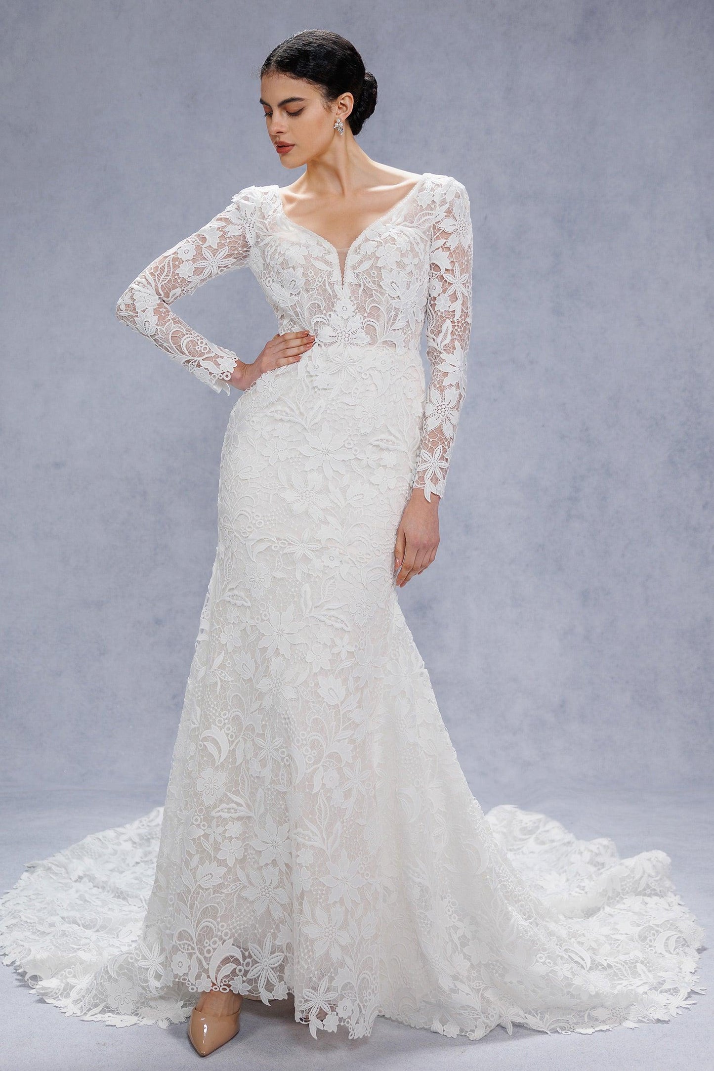 Trumpet-Mermaid Court Train Lace Tulle Wedding Dress CW3540 - COCOMELODY