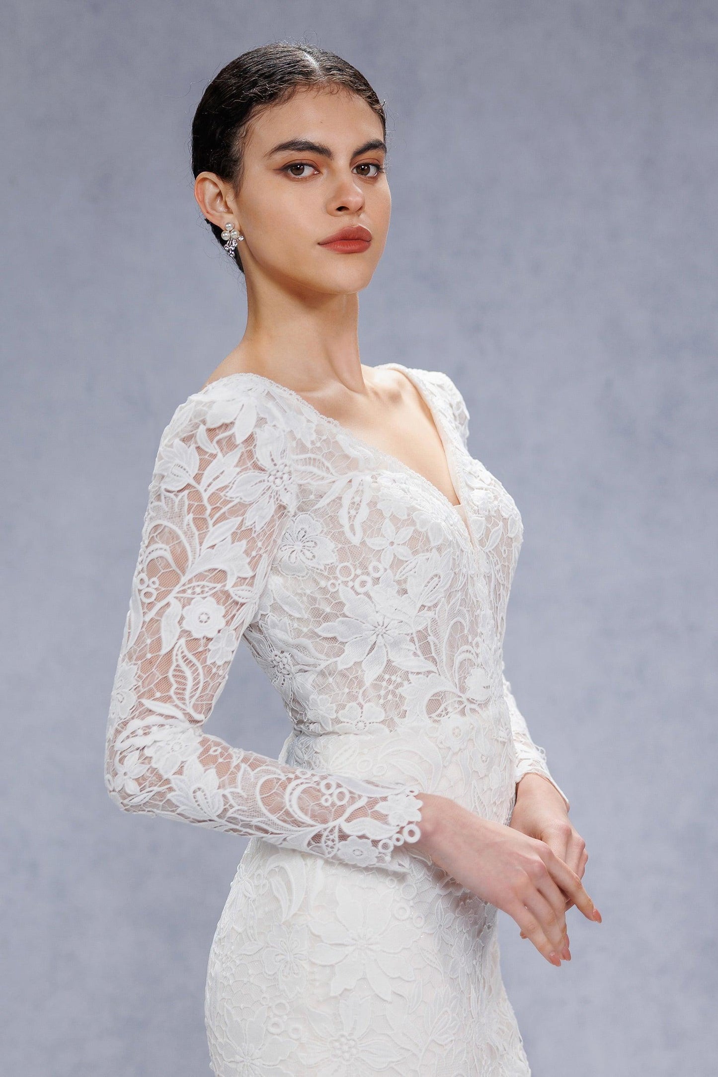 Trumpet-Mermaid Court Train Lace Tulle Wedding Dress CW3540 - COCOMELODY