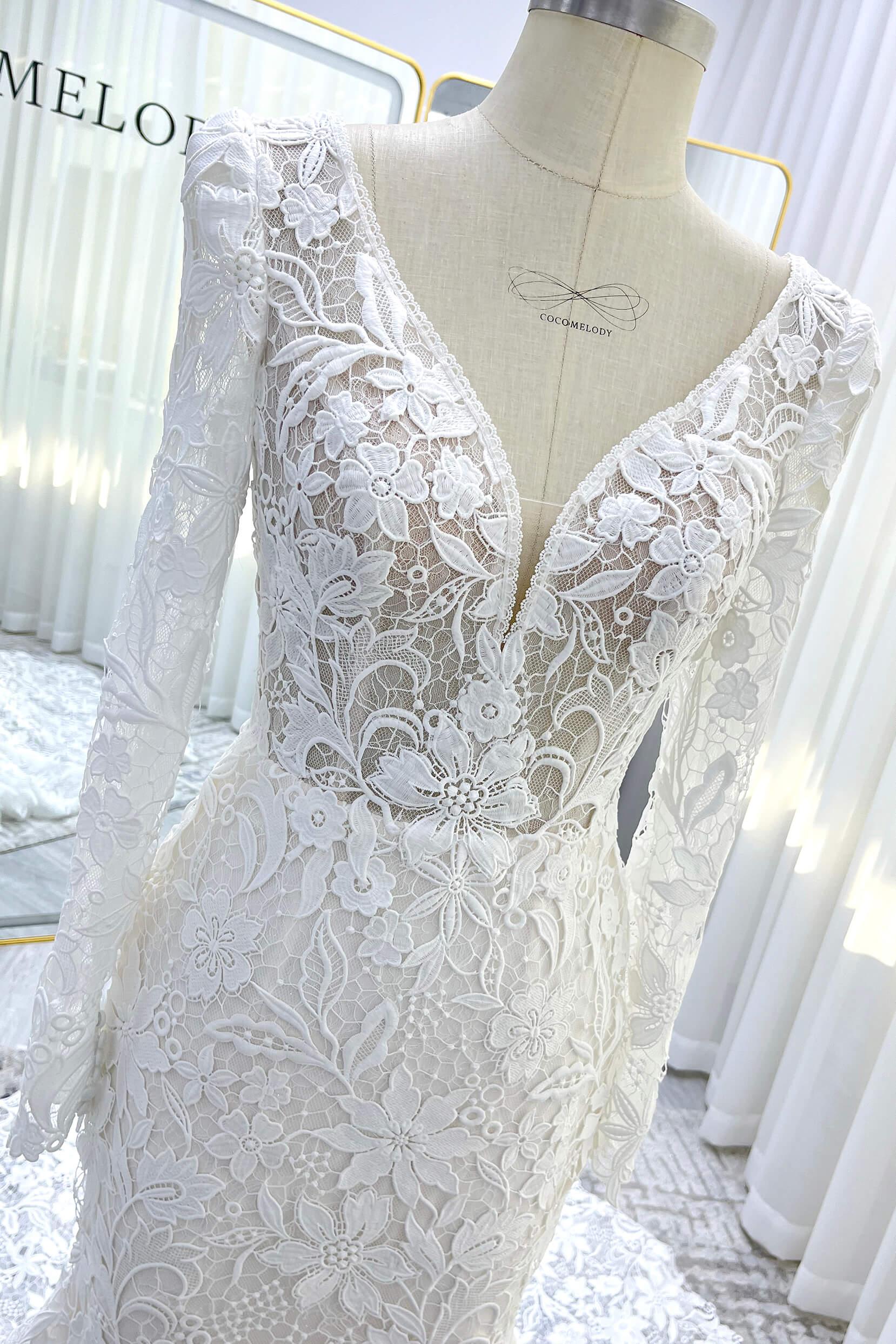 Trumpet-Mermaid Court Train Lace Tulle Wedding Dress CW3540 - COCOMELODY