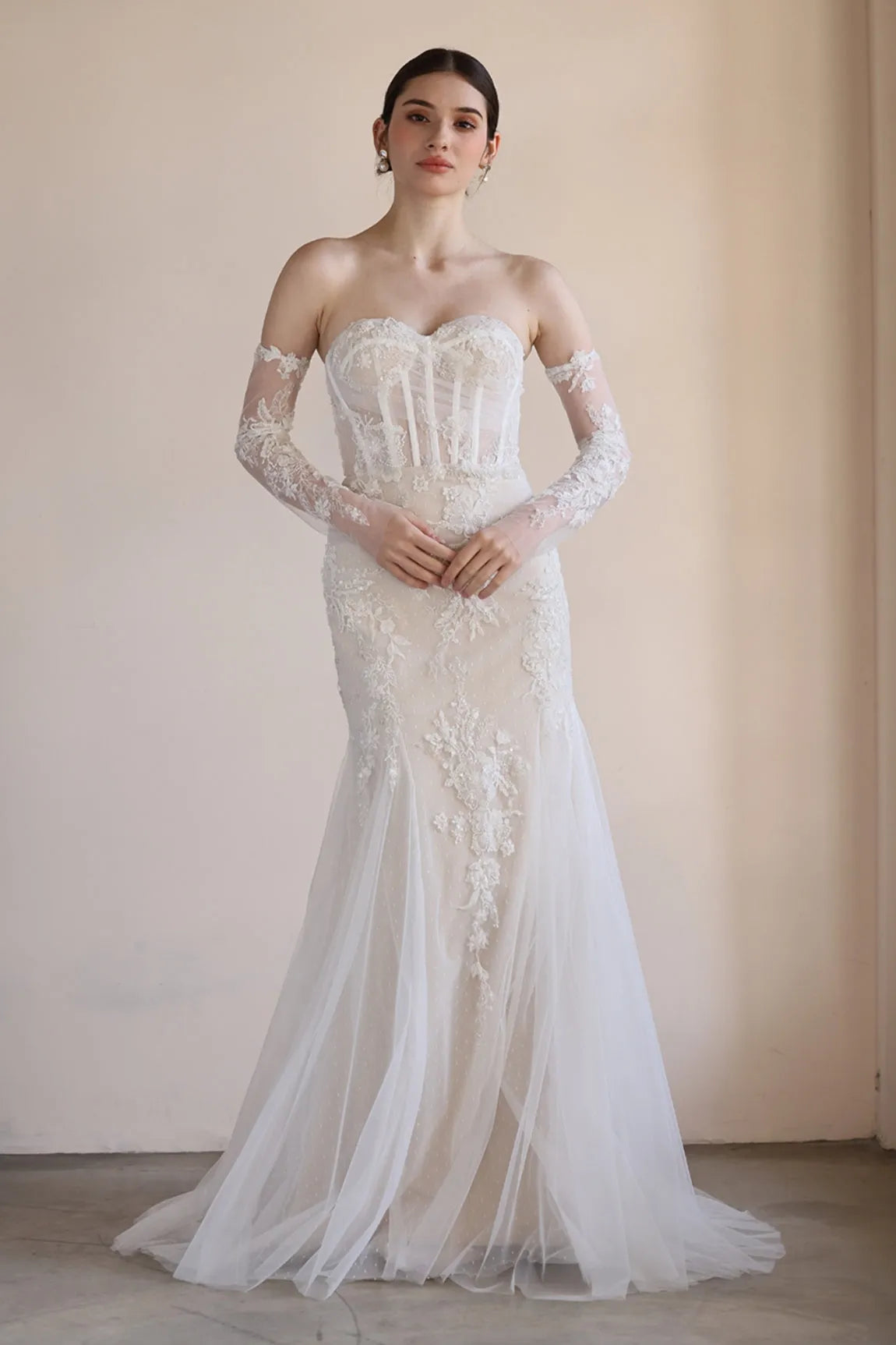 Trumpet-Mermaid Court Train Lace Tulle Wedding Dress CW3544