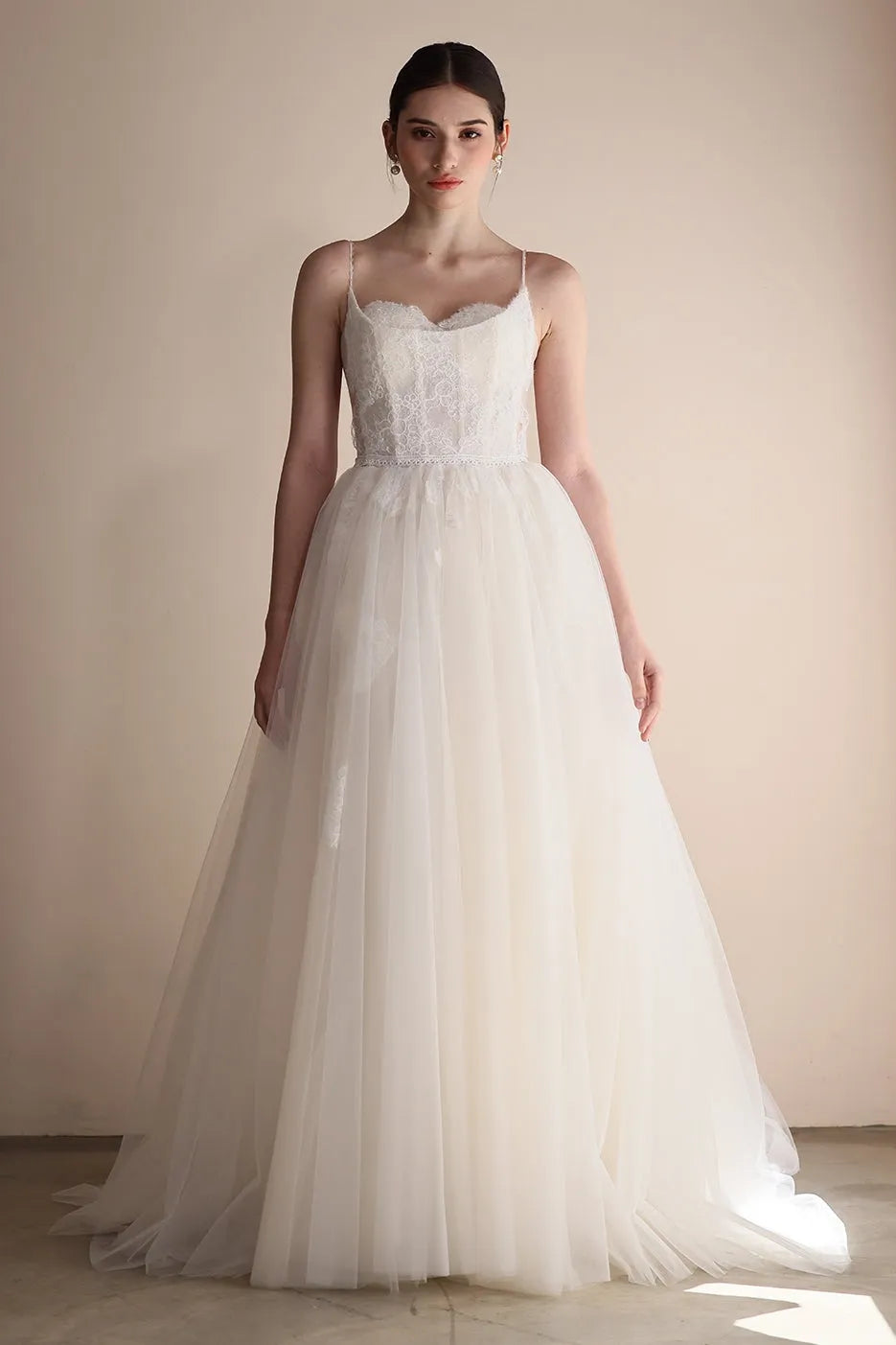 A-Line Sweep-Brush Train Lace Tulle Wedding Dress CW3553