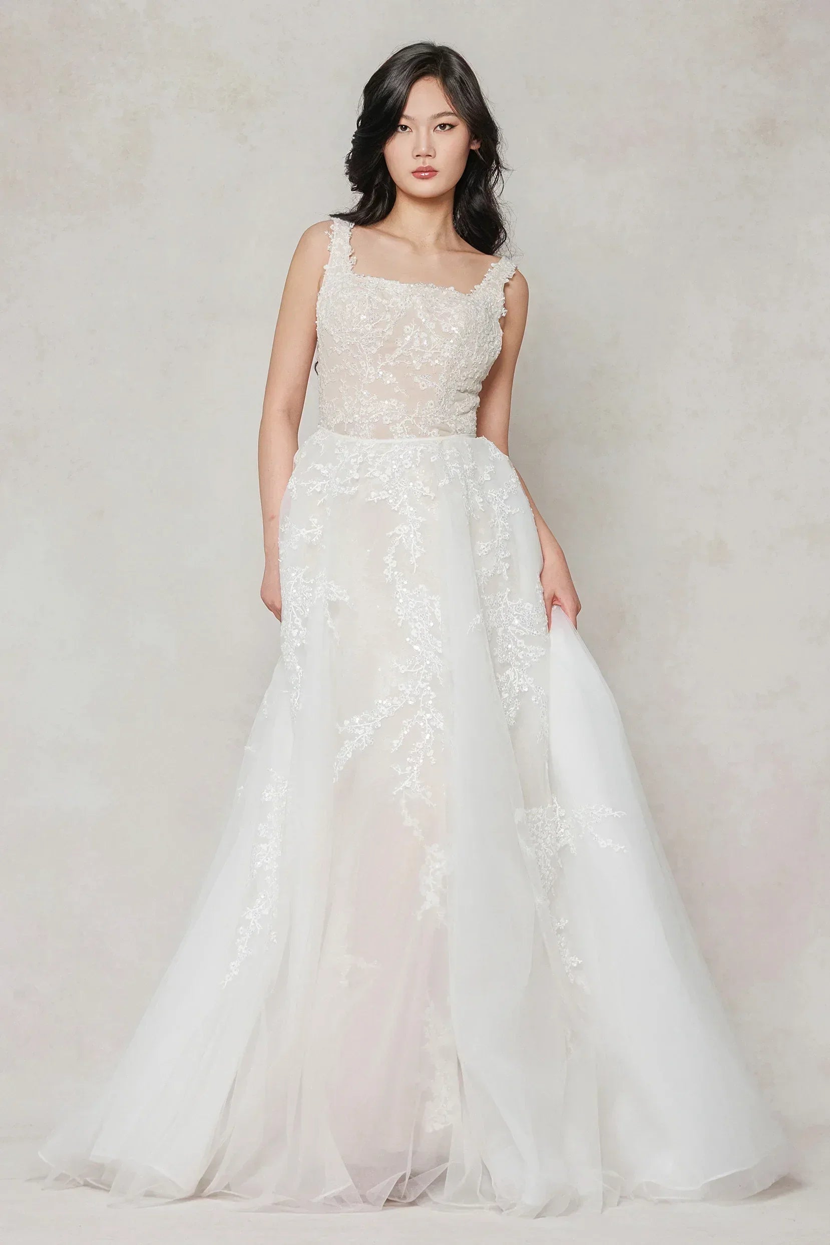 A-Line Sweep-Brush Train Tulle Wedding Dress Appliques COCOMELODY