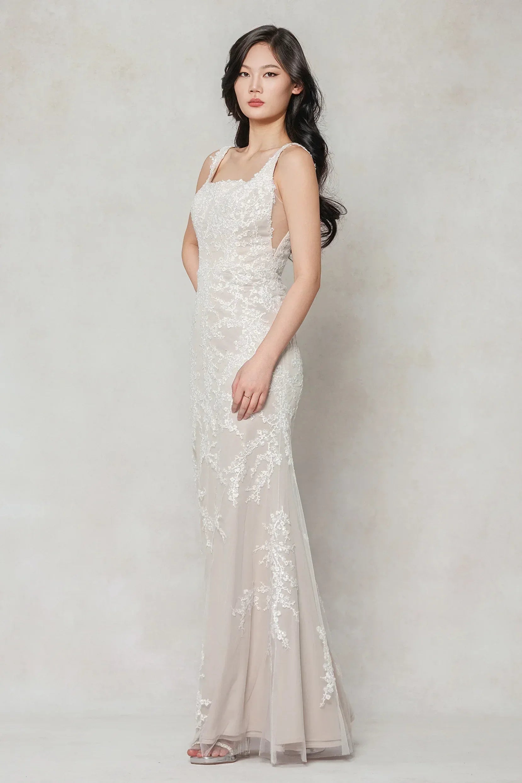 A-Line Sweep-Brush Train Tulle Wedding Dress Appliques COCOMELODY