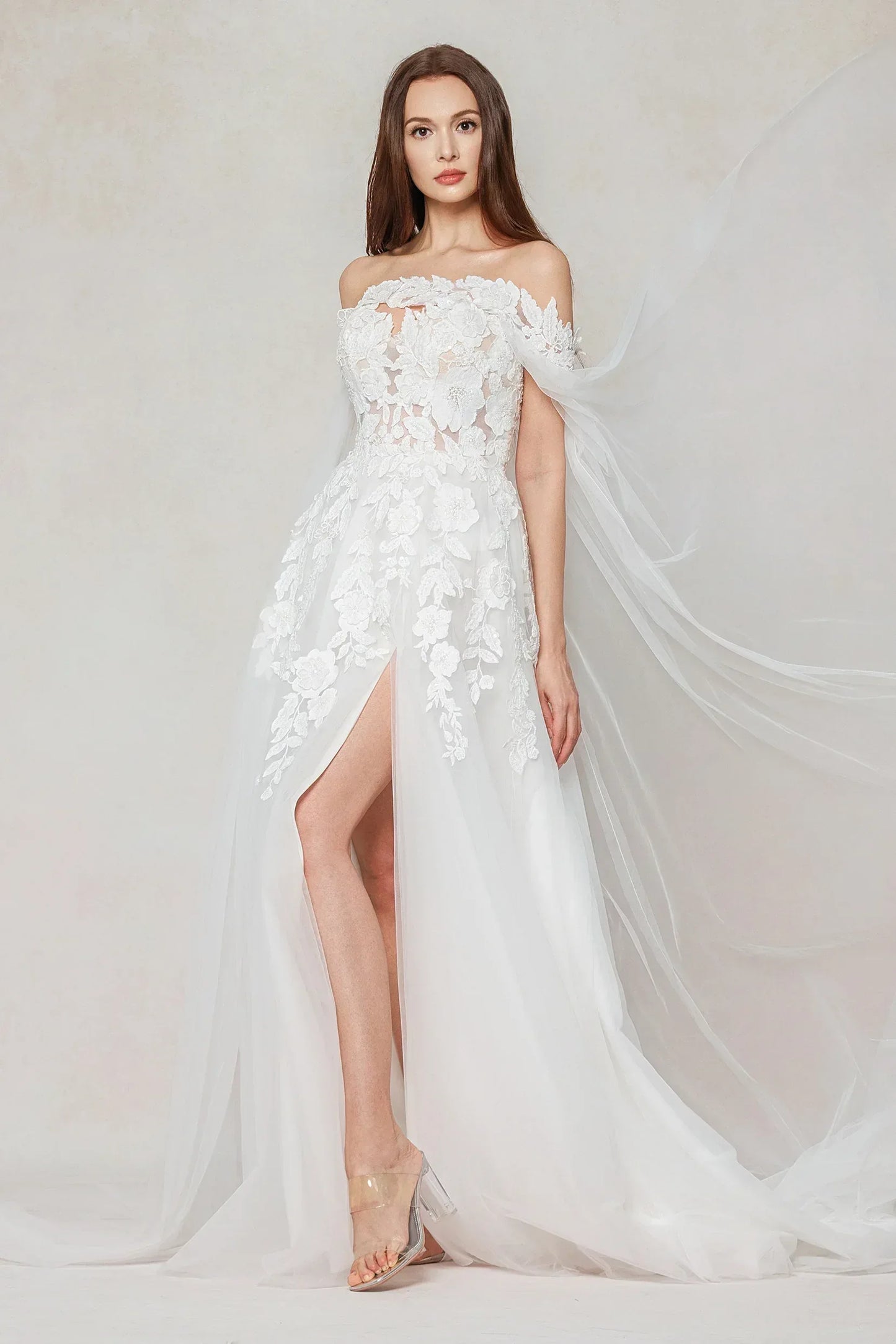 A-Line Sweep-Brush Train Tulle Wedding Dress CW3590 - COCOMELODY