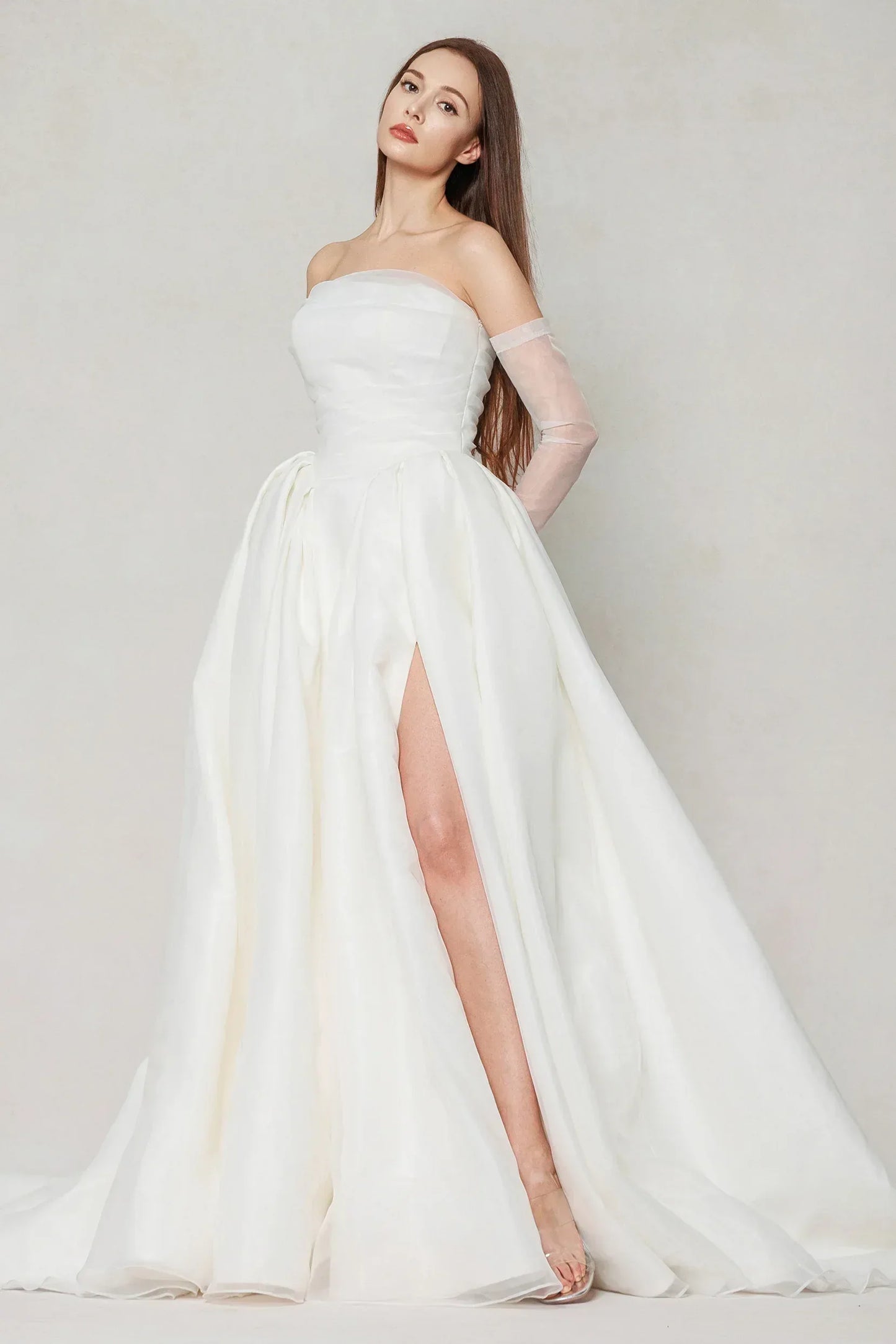 Ball Gown Chapel Train Organza Wedding Dress CW3591 - COCOMELODY
