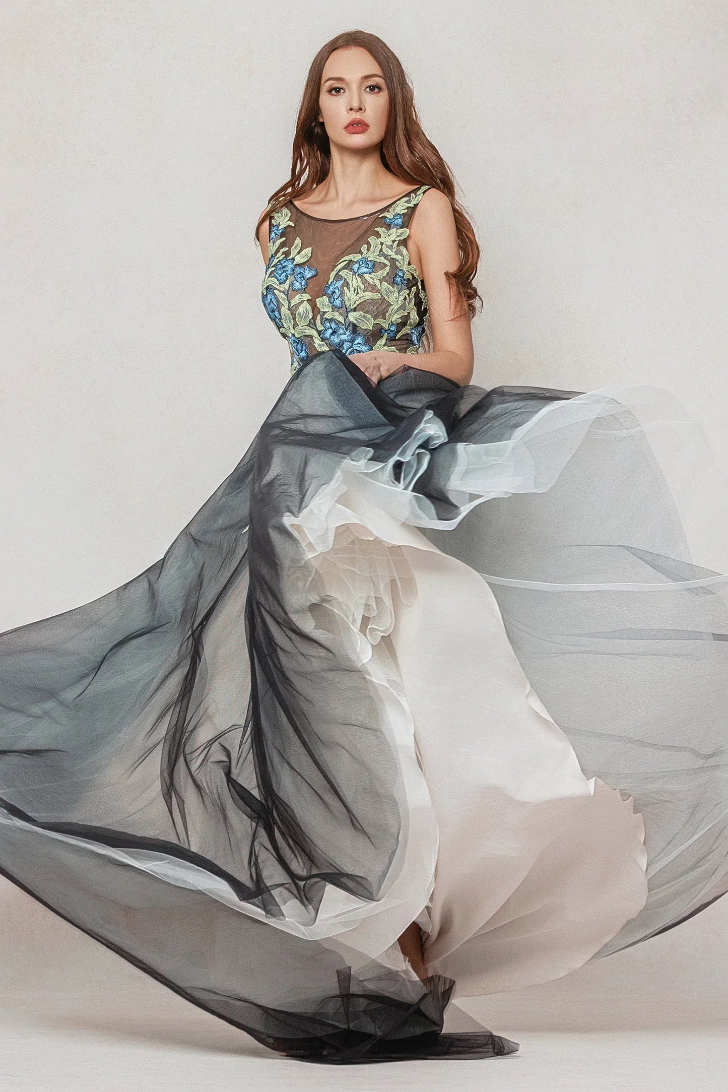 A-Line Sweep-Brush Train Tulle Wedding Dress CW3611 - COCOMELODY