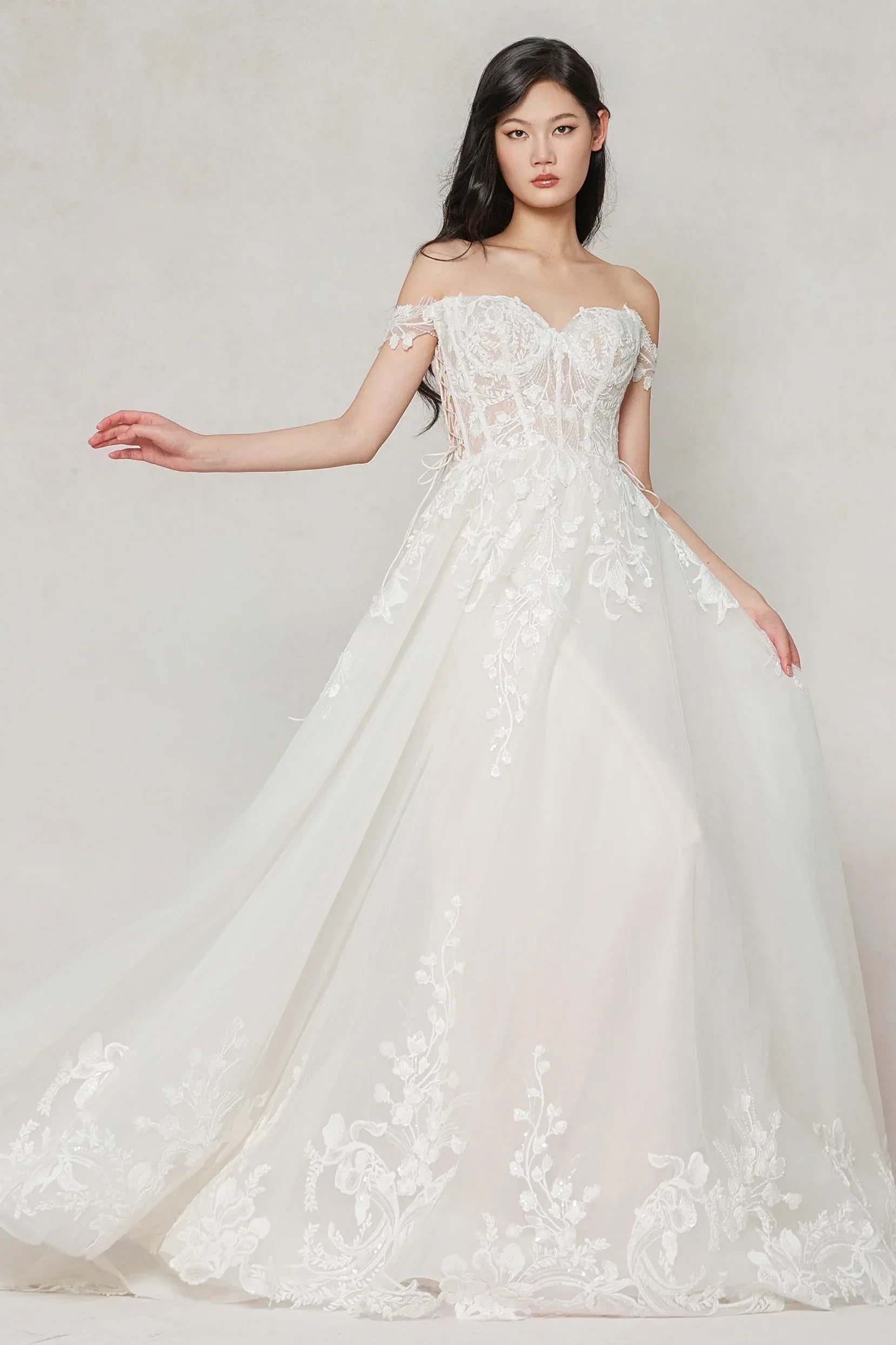 A-Line Sweep-Brush Train Tulle Wedding Dress CW3618 - COCOMELODY