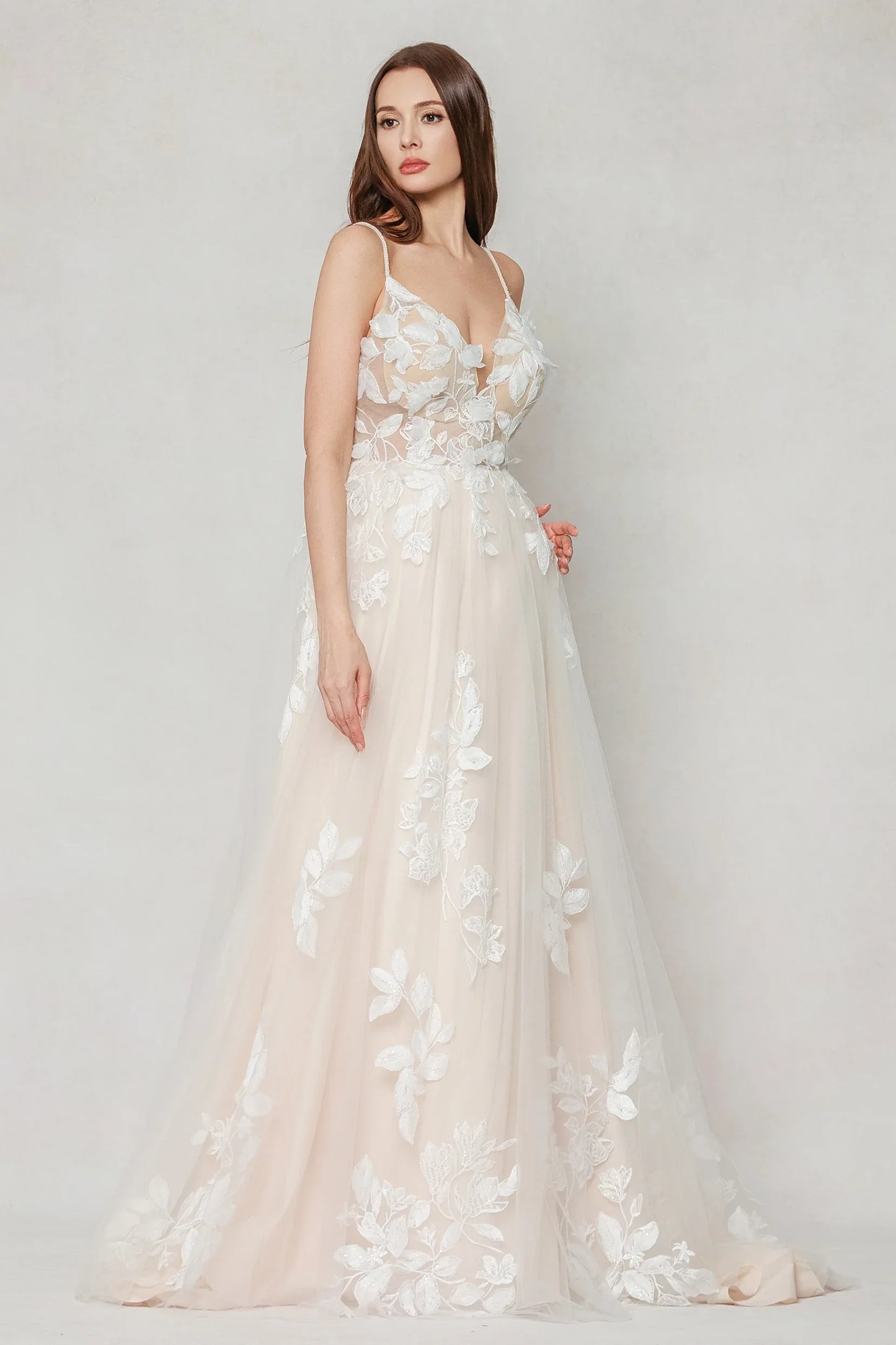 A-Line Sweep-Brush Train Tulle Wedding Dress CW3627 - COCOMELODY