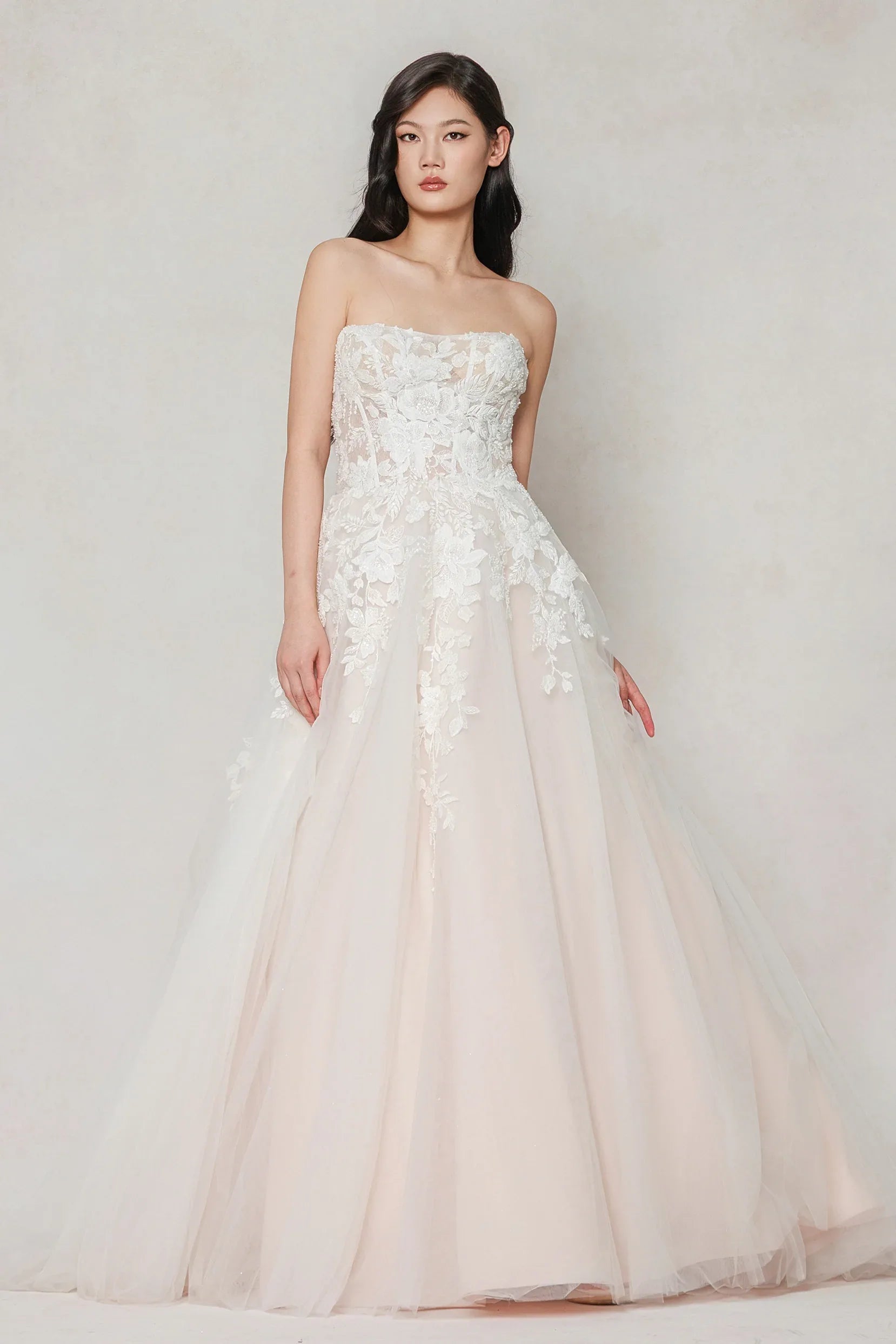 A-Line Sweep-Brush Train Tulle Wedding Dress CW3628 - COCOMELODY
