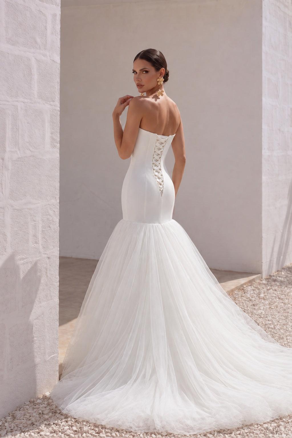 Trumpet-Mermaid Chapel Train Tulle Wedding Dress CWLT16008 - 35 Days / Ivory / US0-UK2-EUR30 - COCOMELODY