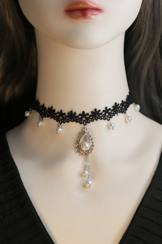 Lace and Alloy Necklaces with Crystals CX0045
