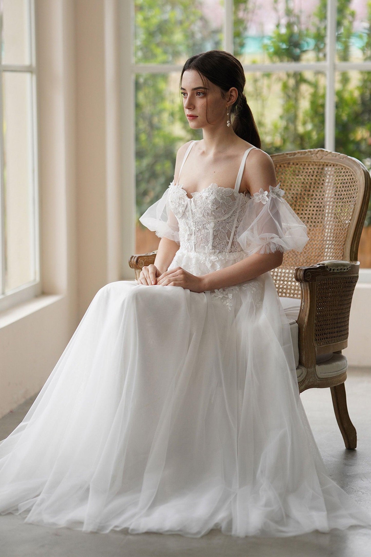 A-Line Sweep-Brush Train Lace Tulle Wedding Dress CW3307 - COCOMELODY
