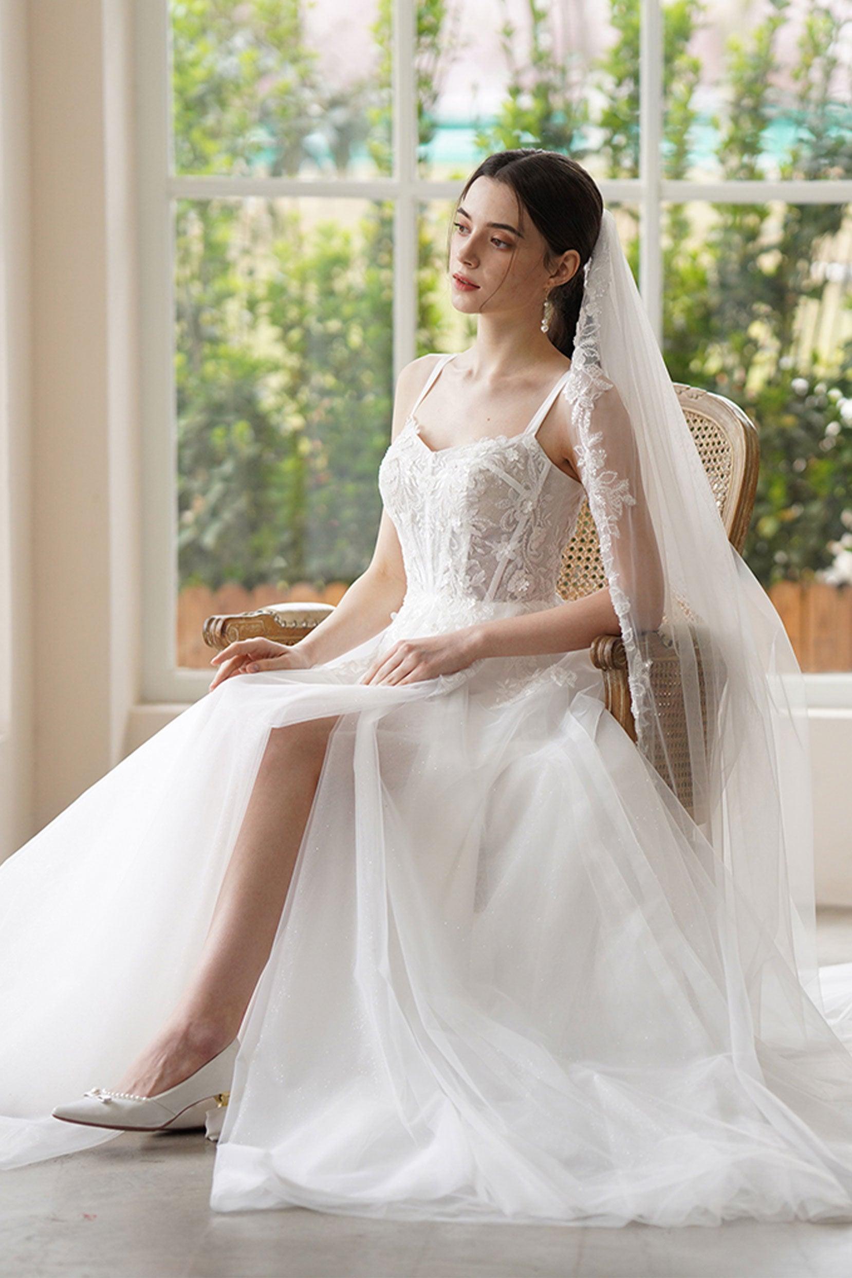 A-Line Sweep-Brush Train Lace Tulle Wedding Dress CW3308 - COCOMELODY