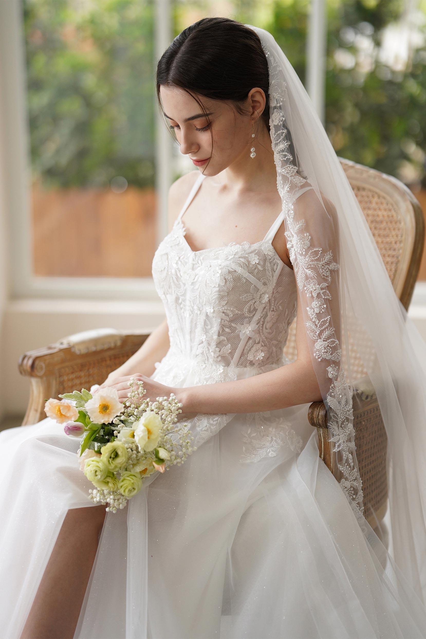 A-Line Sweep-Brush Train Lace Tulle Wedding Dress CW3308 - COCOMELODY