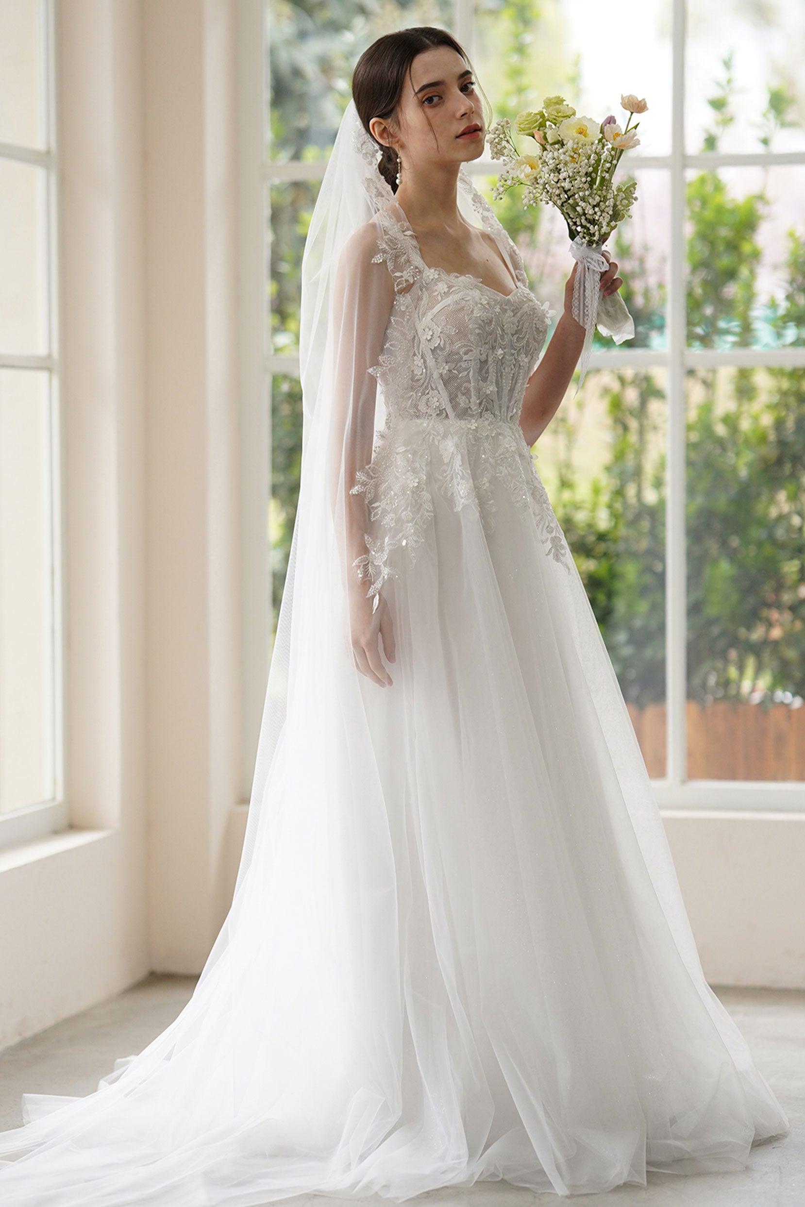 A-Line Sweep-Brush Train Lace Tulle Wedding Dress CW3308 - COCOMELODY