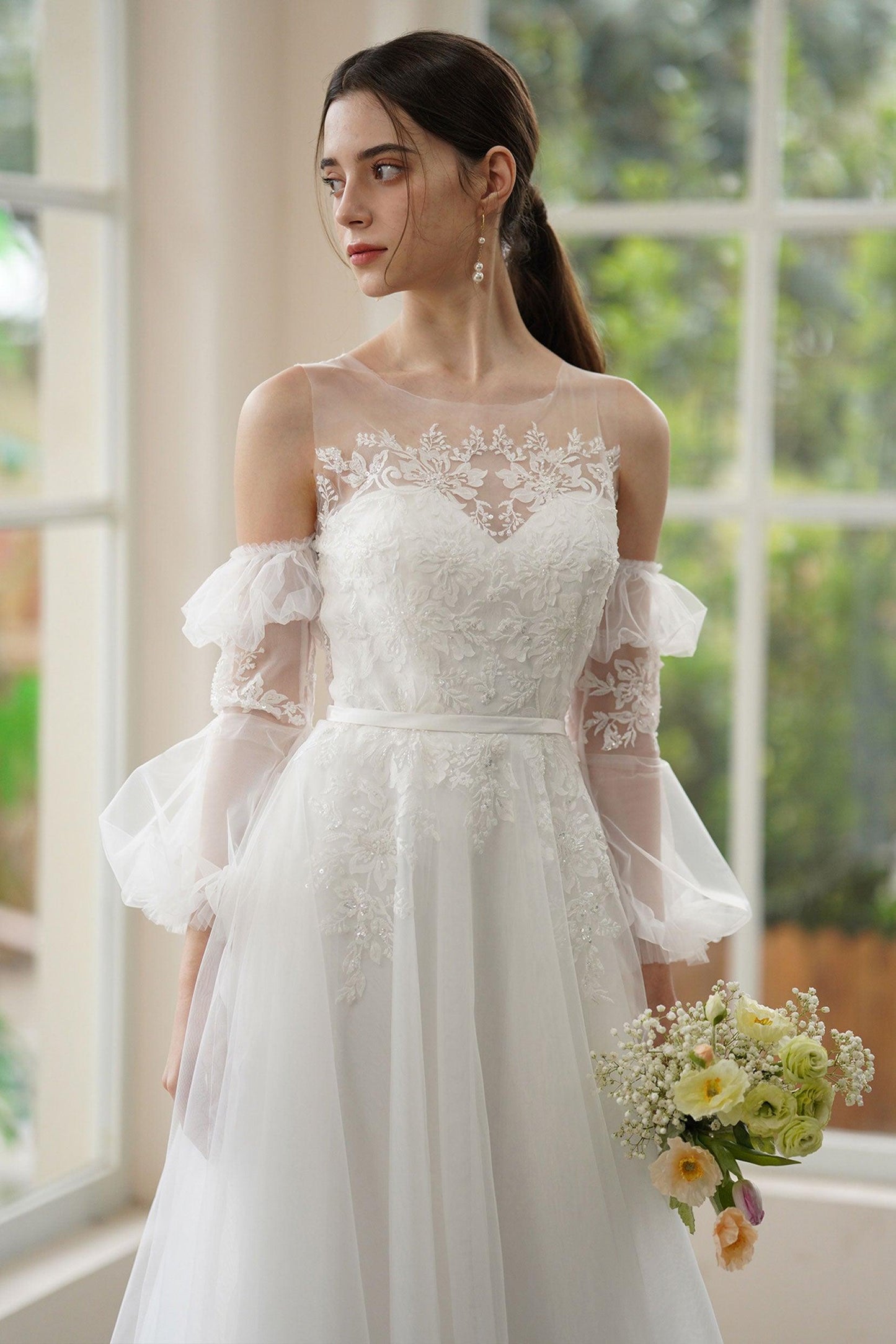 A-Line Sweep-Brush Train Lace Tulle Wedding Dress CW3309 - COCOMELODY
