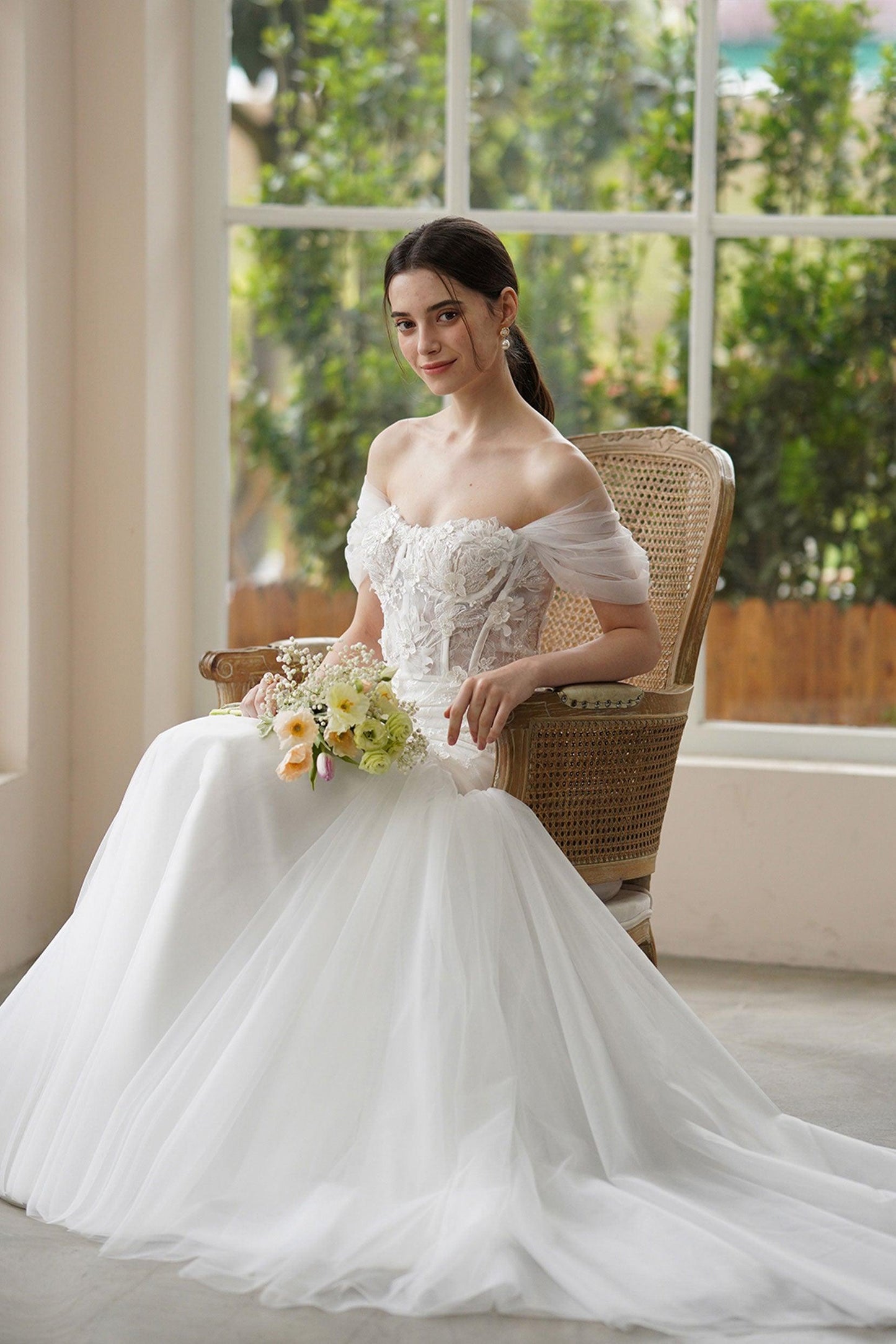 Trumpet-Mermaid Sweep-Brush Train Lace Tulle Wedding Dress CW3312 - COCOMELODY