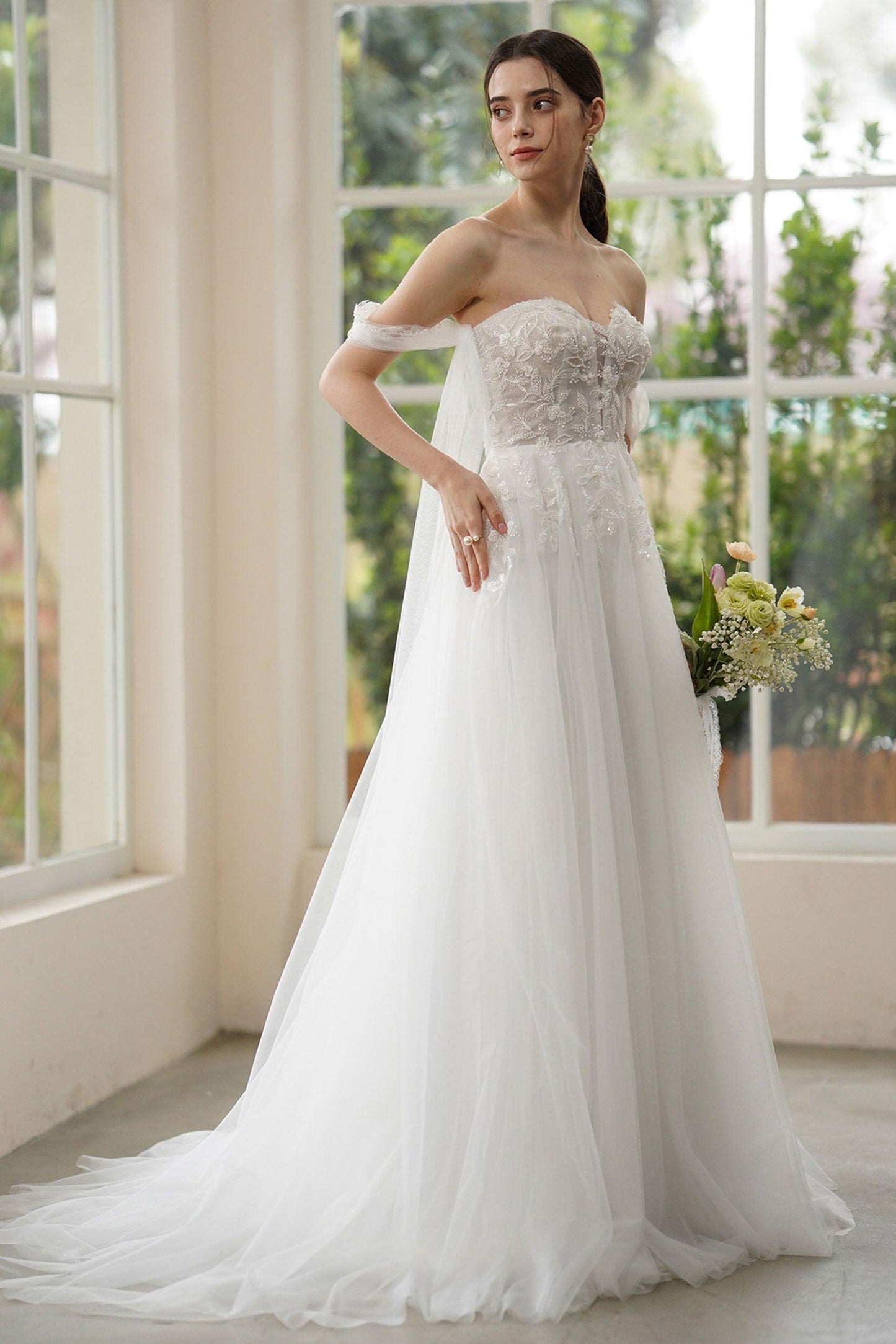A-Line Sweep-Brush Train Lace Tulle Wedding Dress CW3313 - COCOMELODY