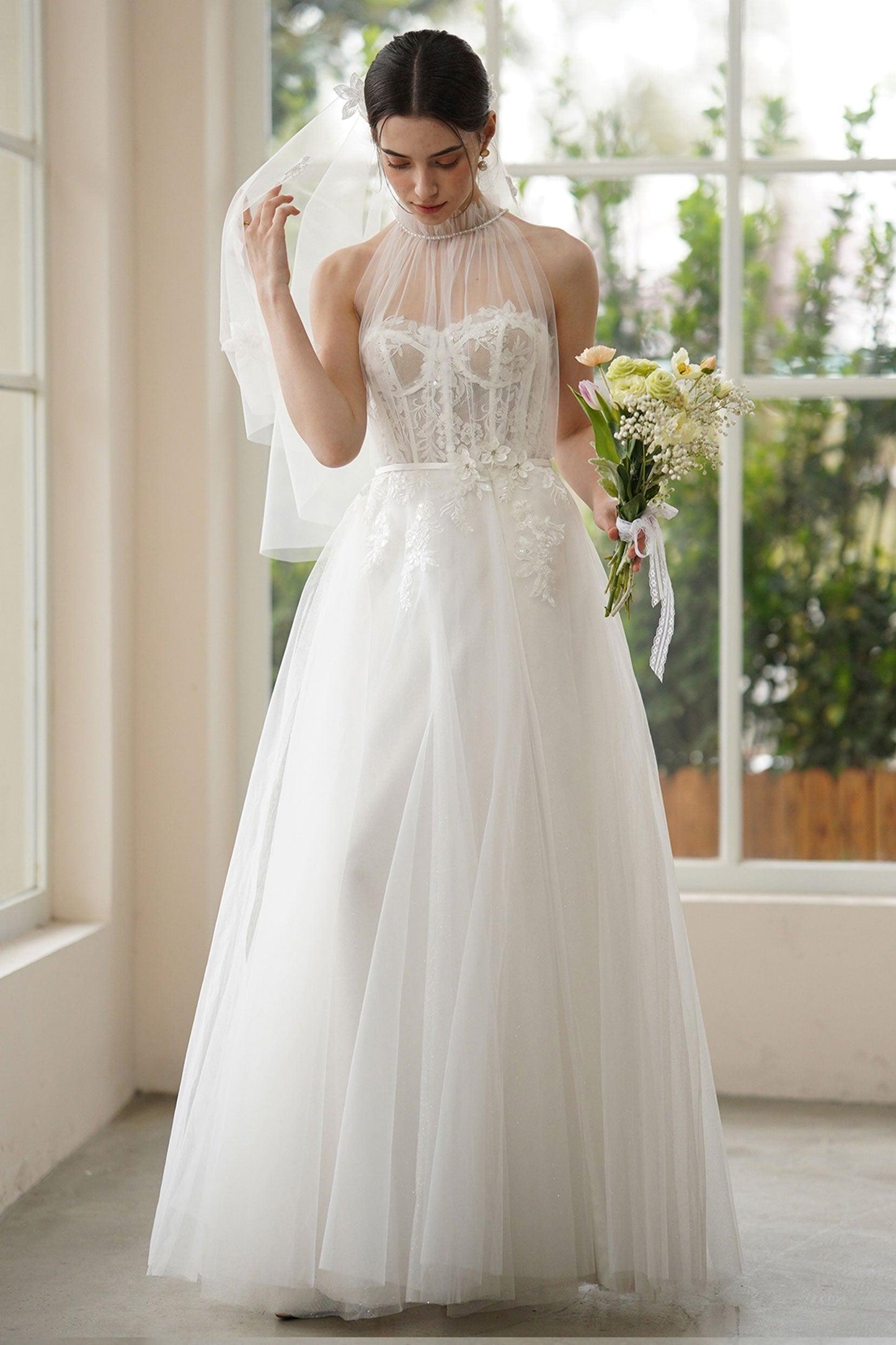 A-Line Sweep-Brush Train Lace Tulle Wedding Dress CW3315 - COCOMELODY