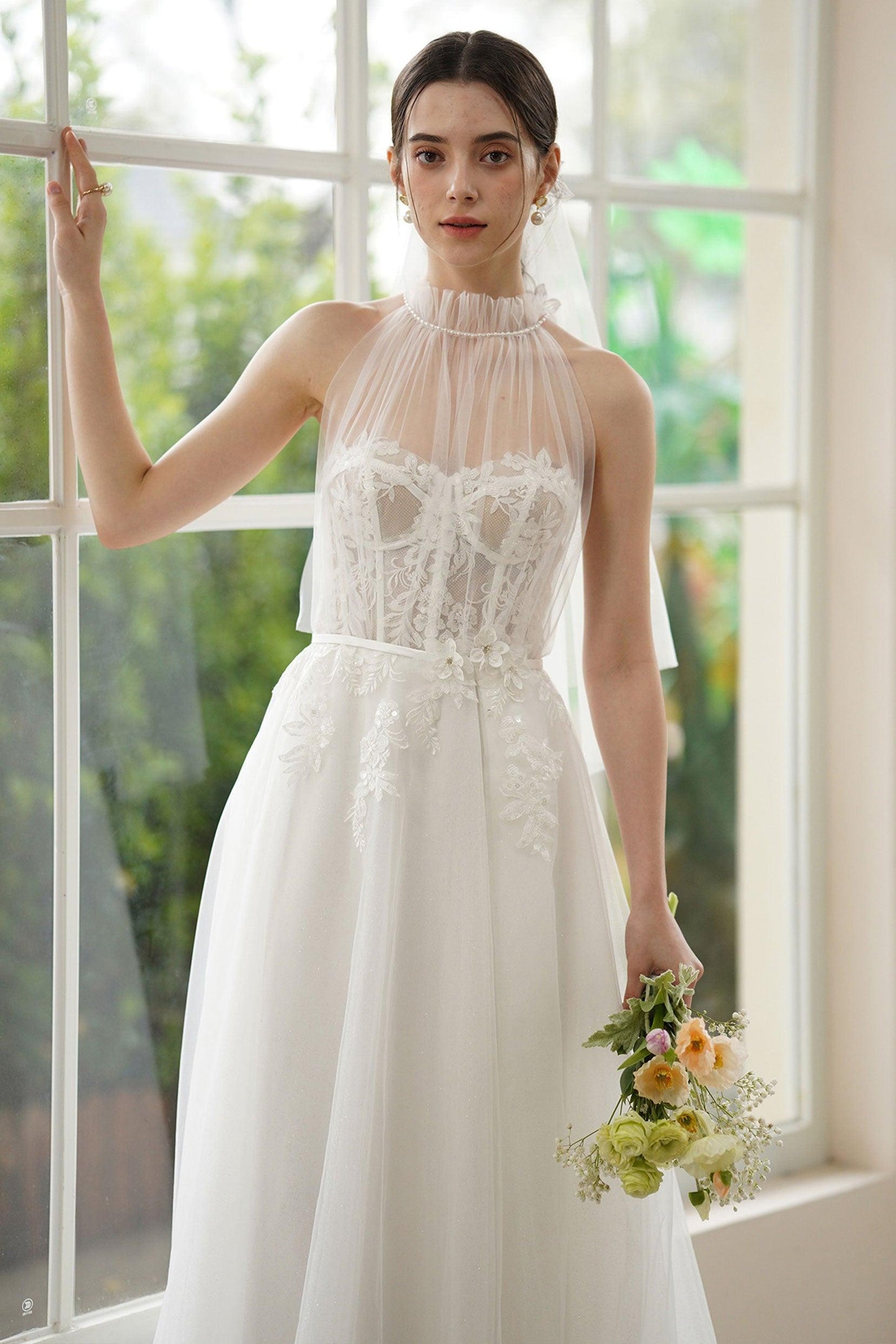A-Line Sweep-Brush Train Lace Tulle Wedding Dress CW3315 - COCOMELODY