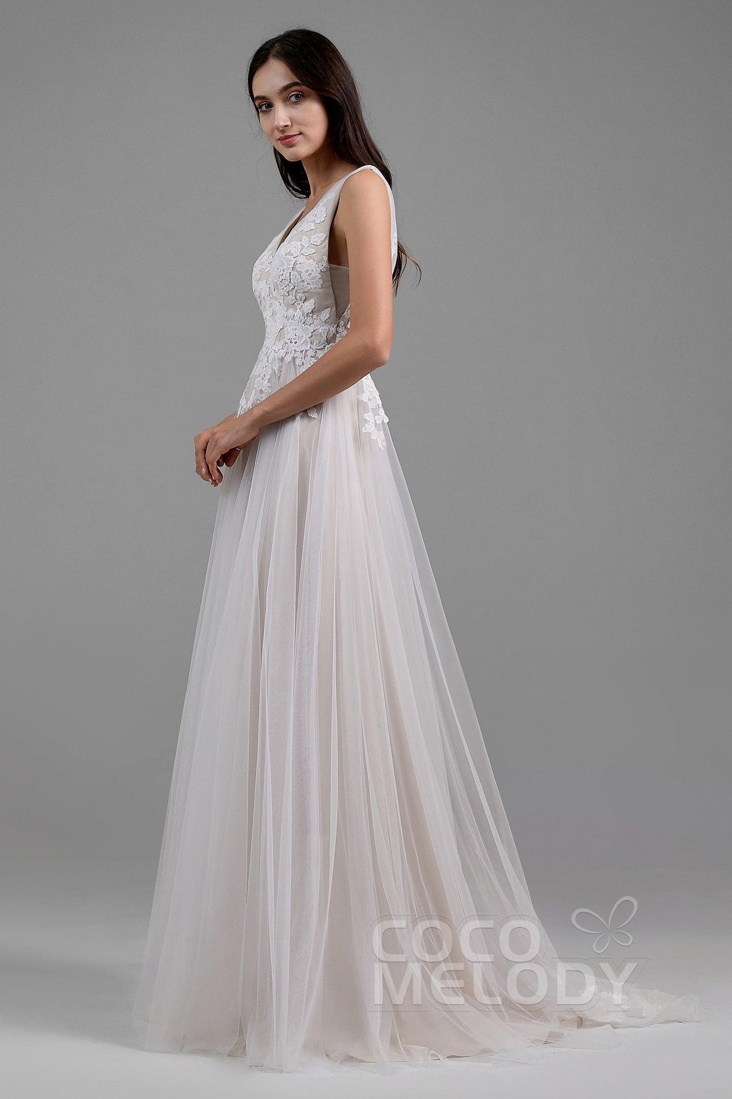 A-Line Sweep-Brush Train Tulle Wedding Dress LD5833 - COCOMELODY