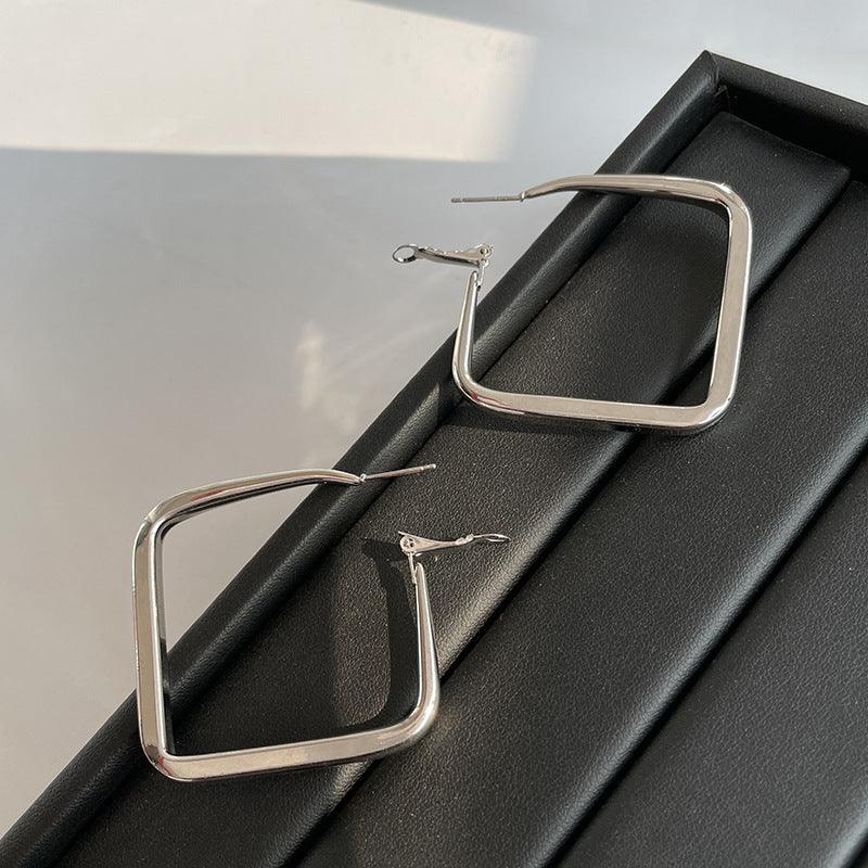 Diamond earrings in large metal blocks 759194871661 - COCOMELODY
