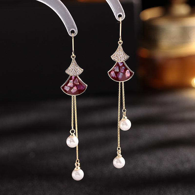 Scalloped pearl shell earrings 638241104102 - COCOMELODY