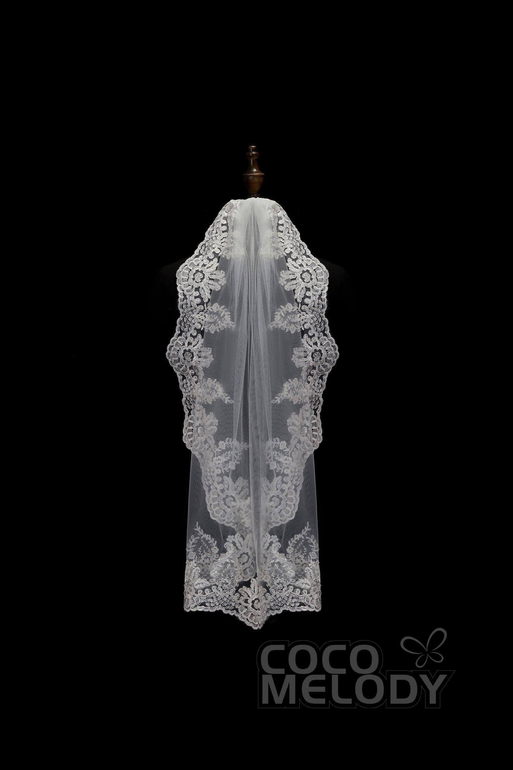 One-tier Lace Edge Tulle Hip Veils with Appliques AV180009 - COCOMELODY
