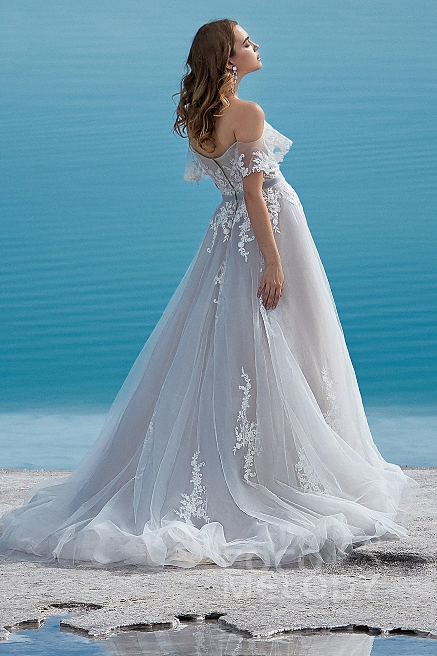 A-Line Court Train Tulle Wedding Dress LD5861 - COCOMELODY