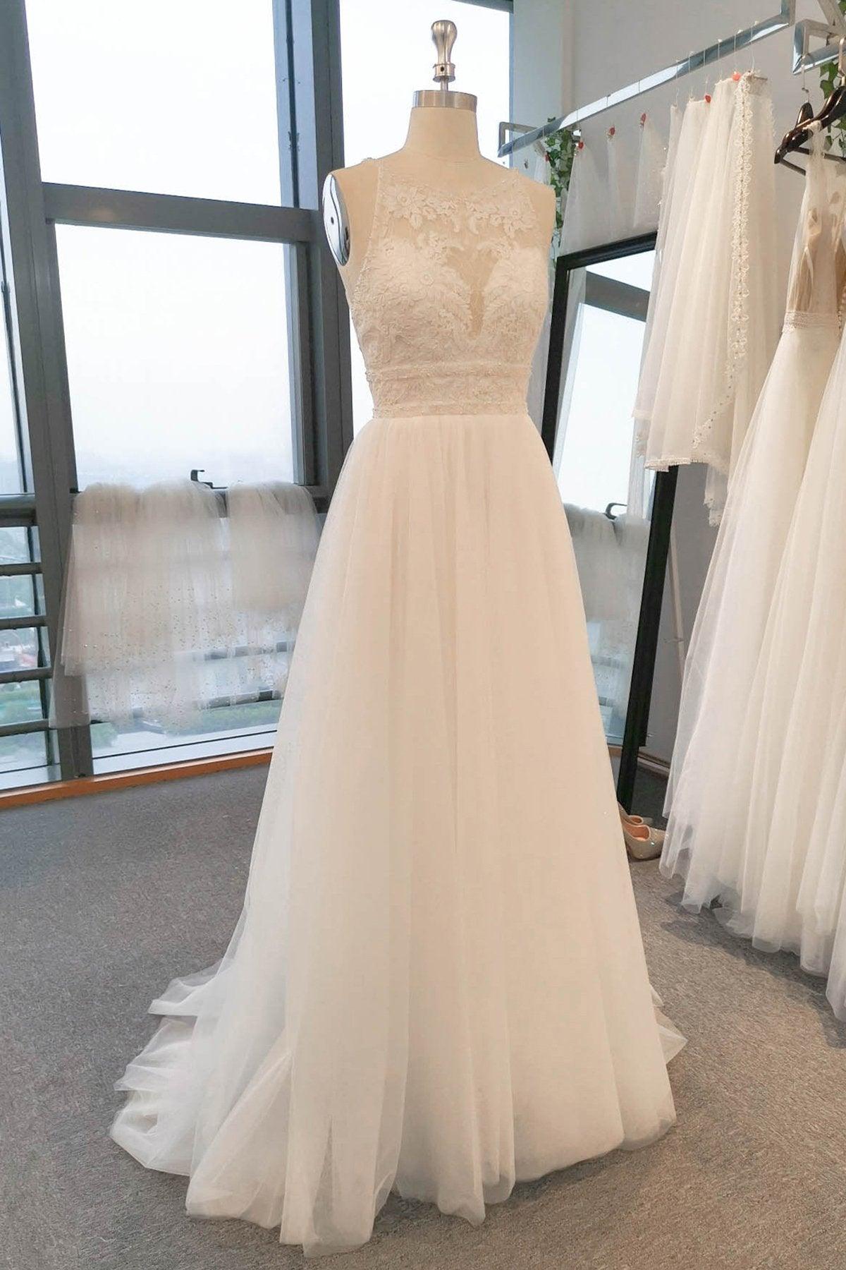 A-Line Sweep-Brush Train Lace Wedding Dress CW2765 - COCOMELODY