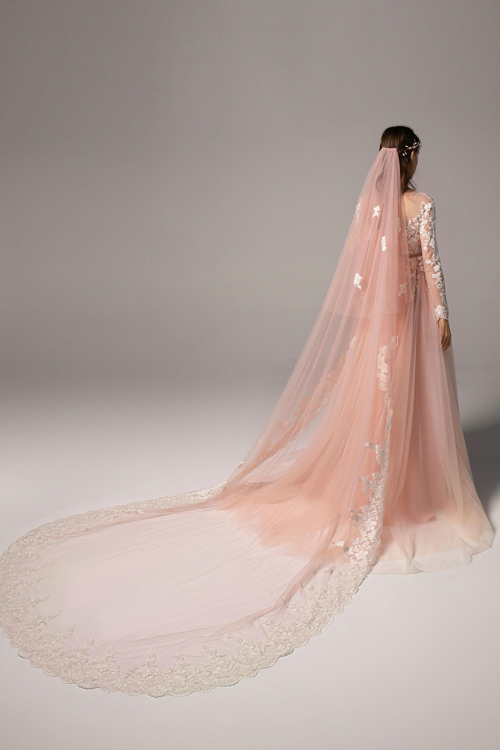Two-tier Lace Edge Tulle Cathedral Veils with Appliques CV0228 - COCOMELODY