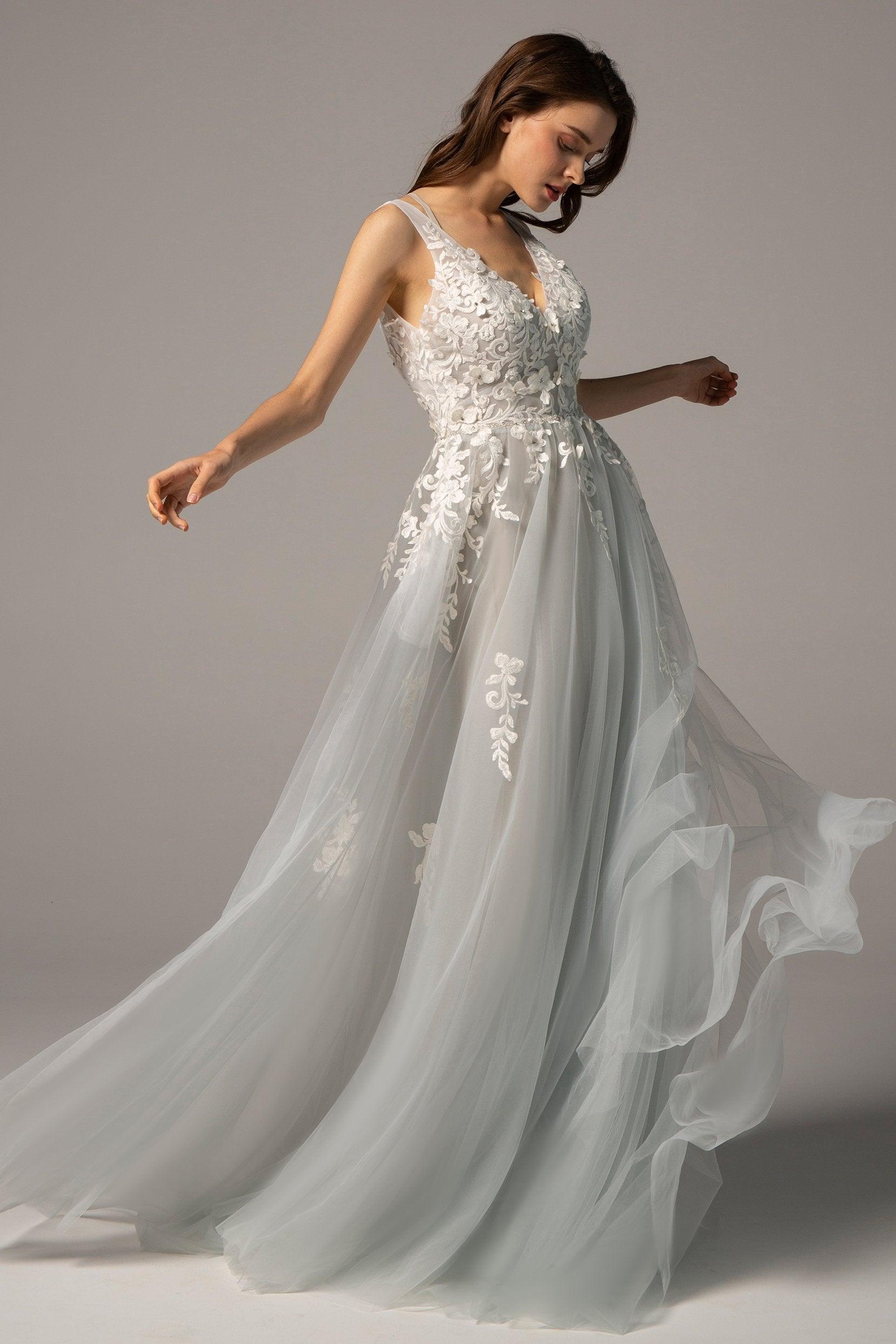 A-Line Court Train Tulle Wedding Dress CW2325 - COCOMELODY
