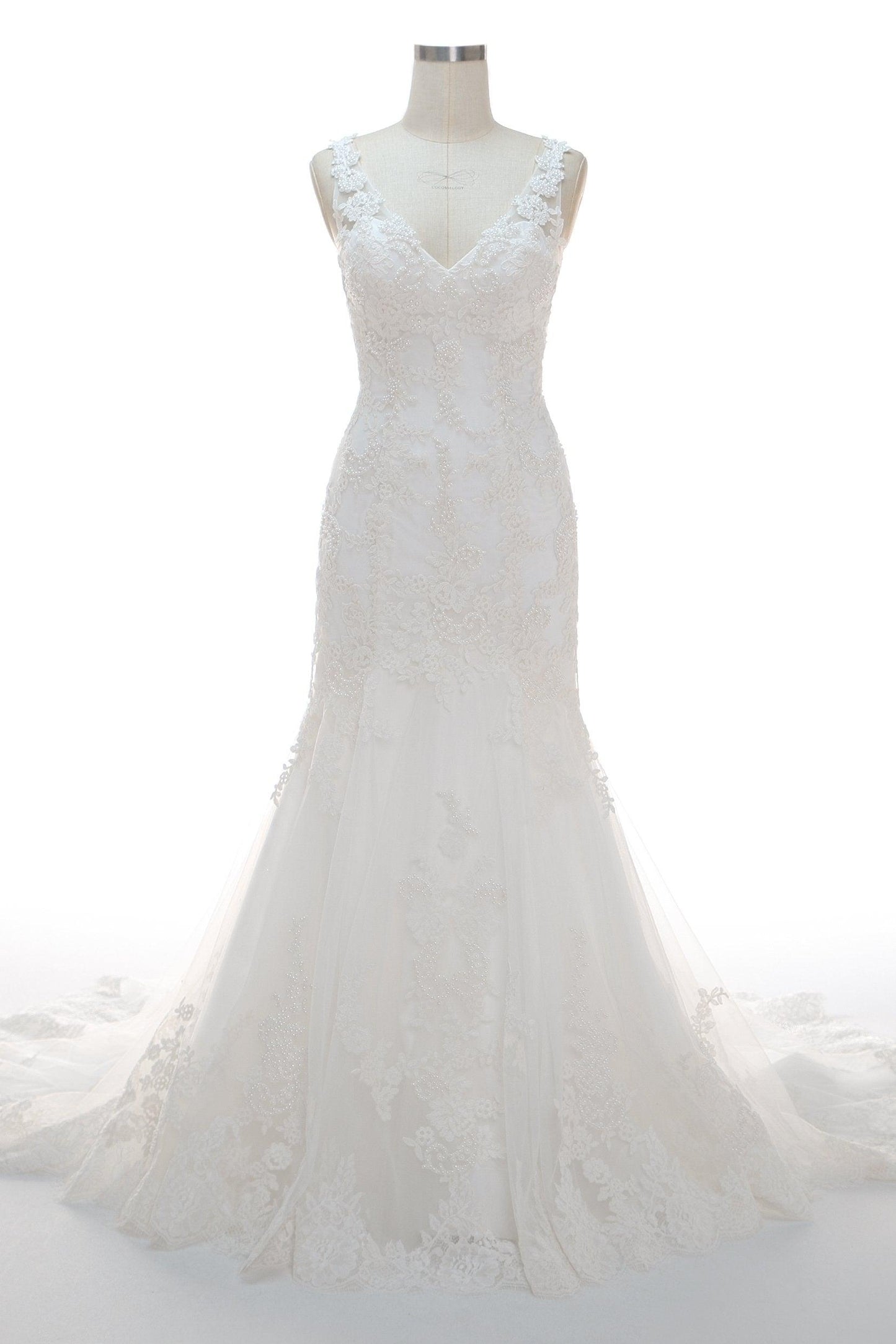 Trumpet-Mermaid Court Train Tulle Wedding Dress CW2330 - COCOMELODY