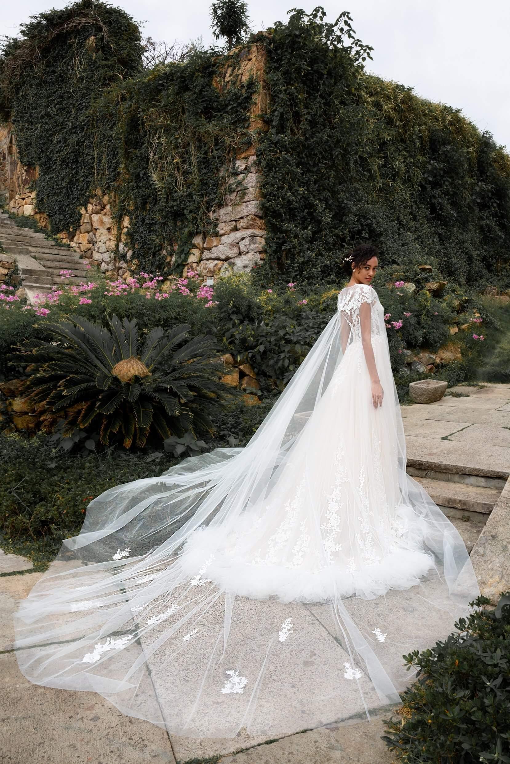 A-Line Court Train Tulle Wedding Dress CW2359 - COCOMELODY