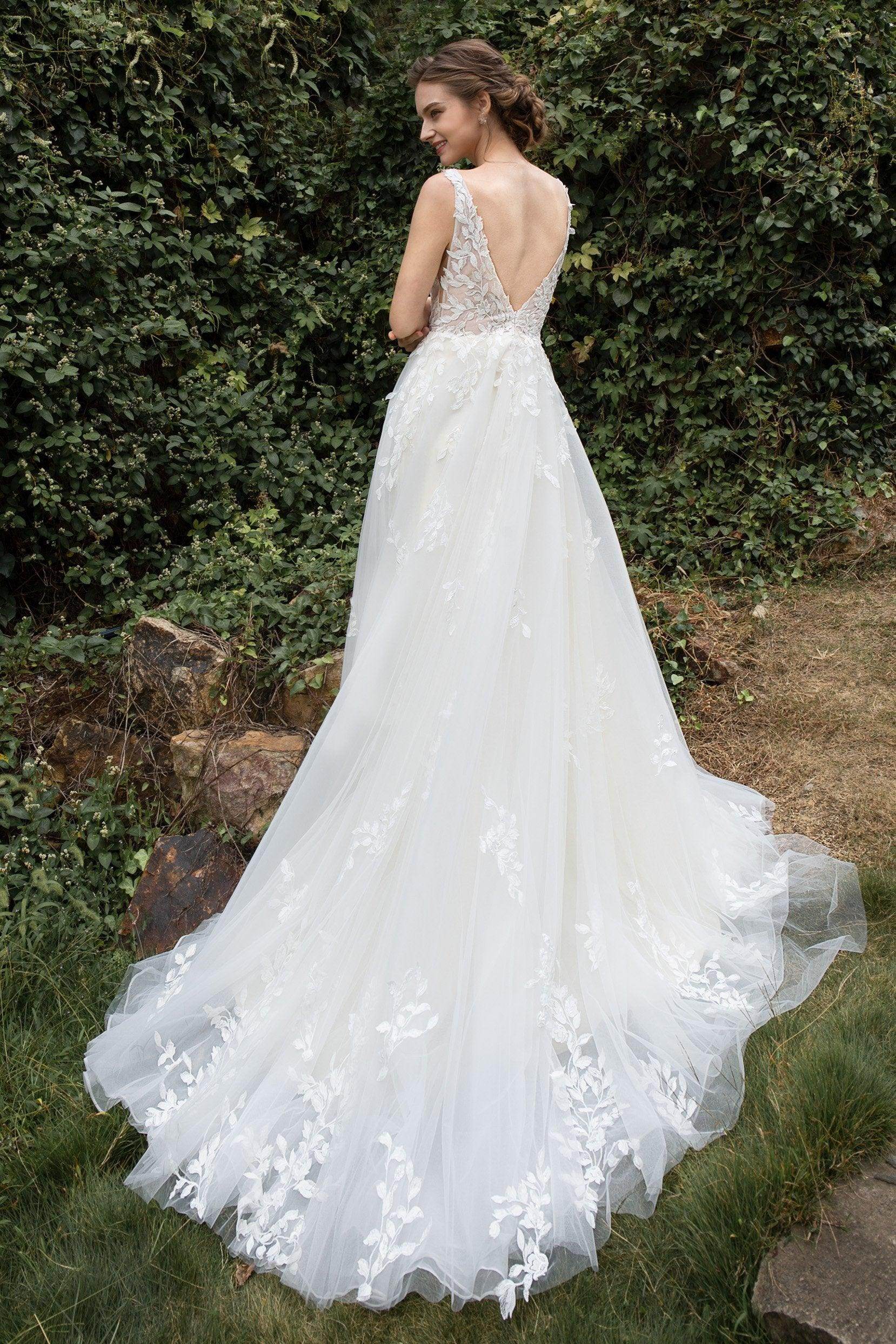 A-Line Court Train Tulle Wedding Dress CW2368 - COCOMELODY