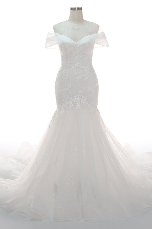 Trumpet-Mermaid Court Train Tulle Wedding Dress CW2401