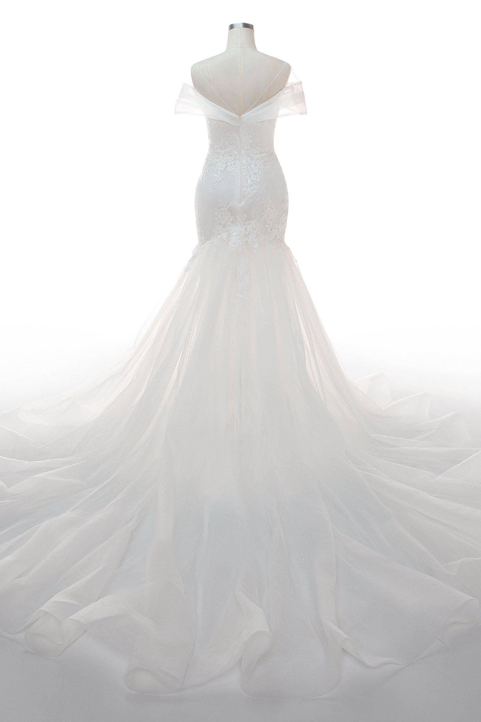 Trumpet-Mermaid Court Train Tulle Wedding Dress CW2401 - COCOMELODY